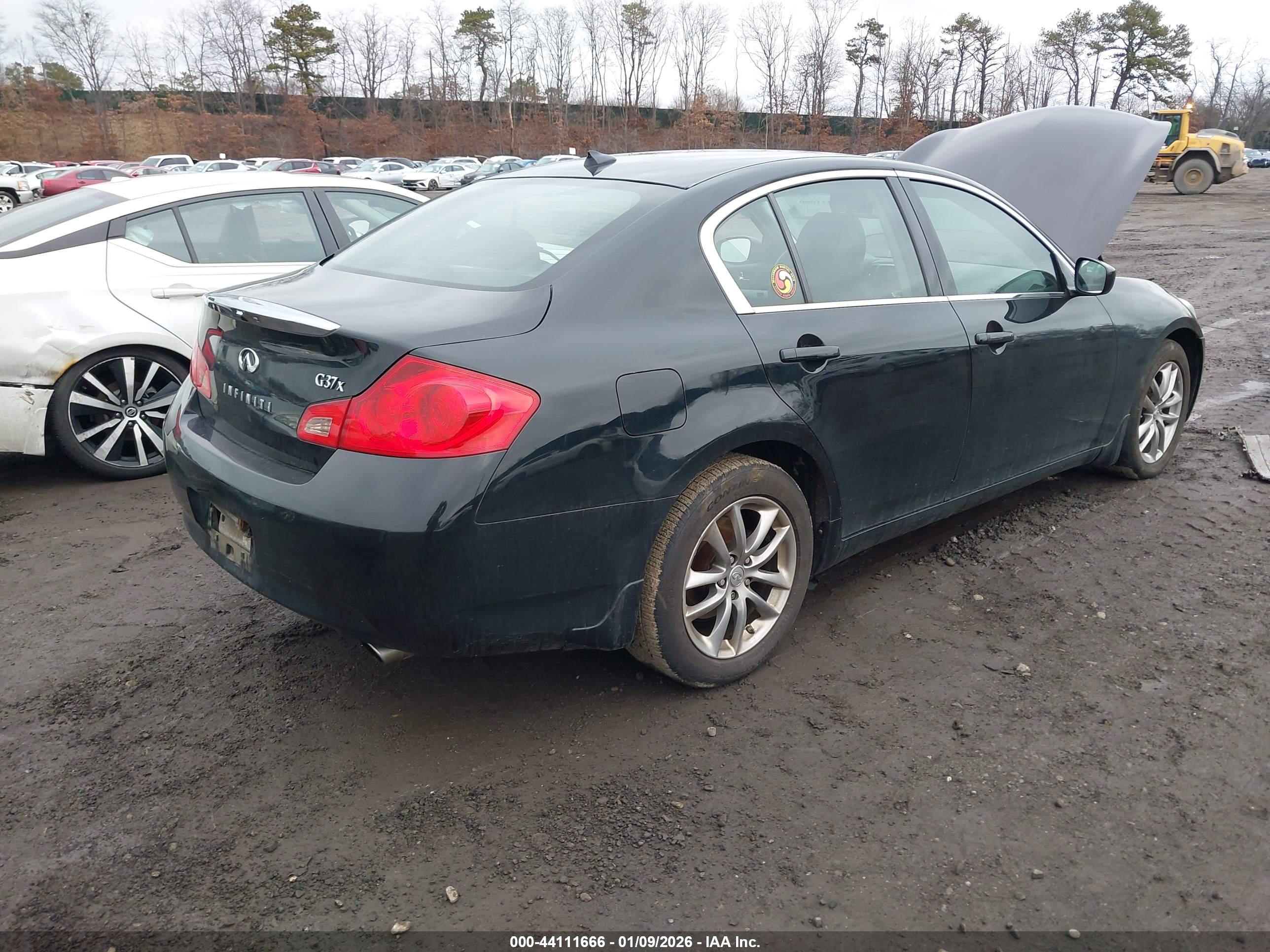 INFINITI G37X image 4