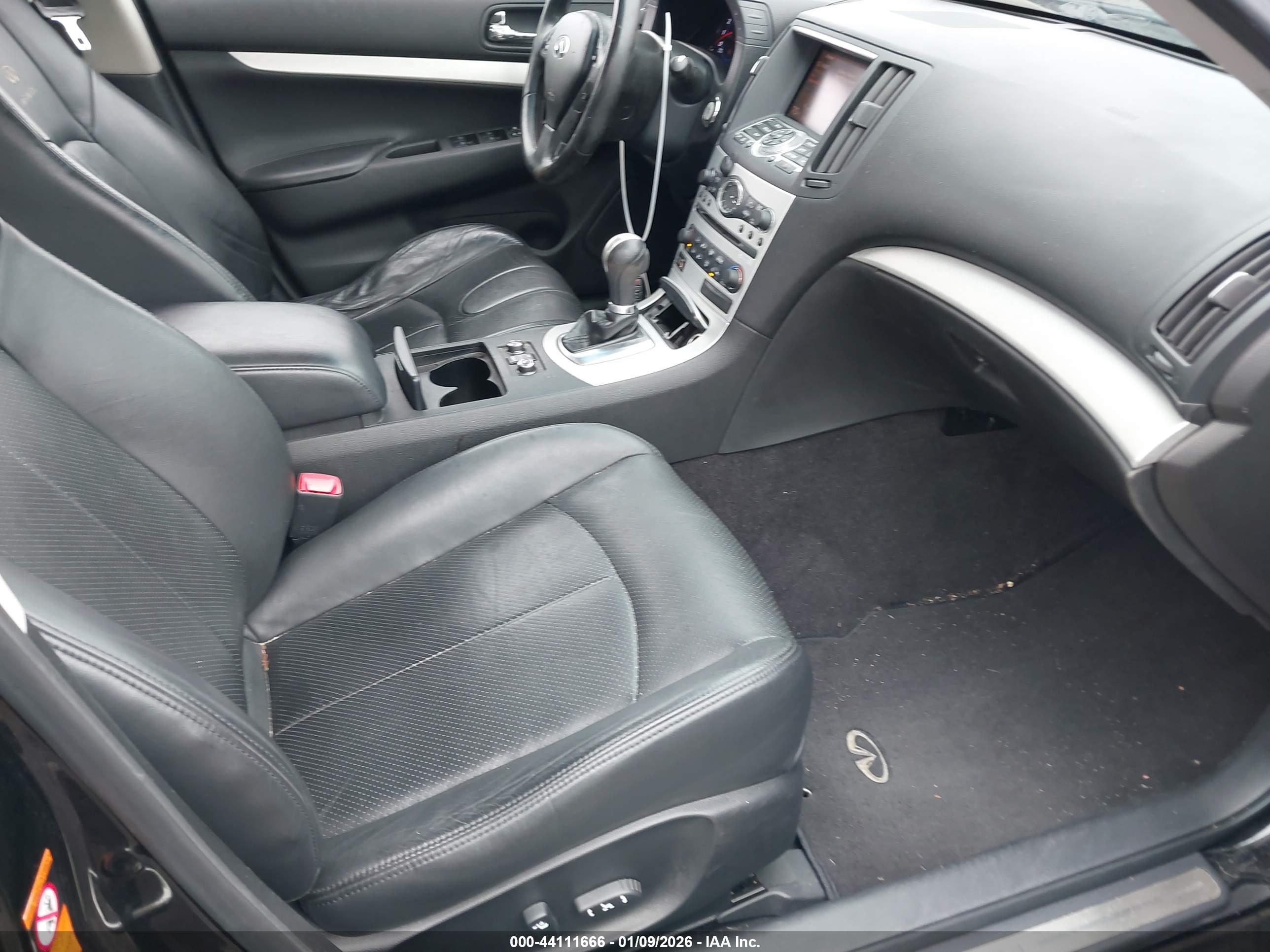 INFINITI G37X image 5