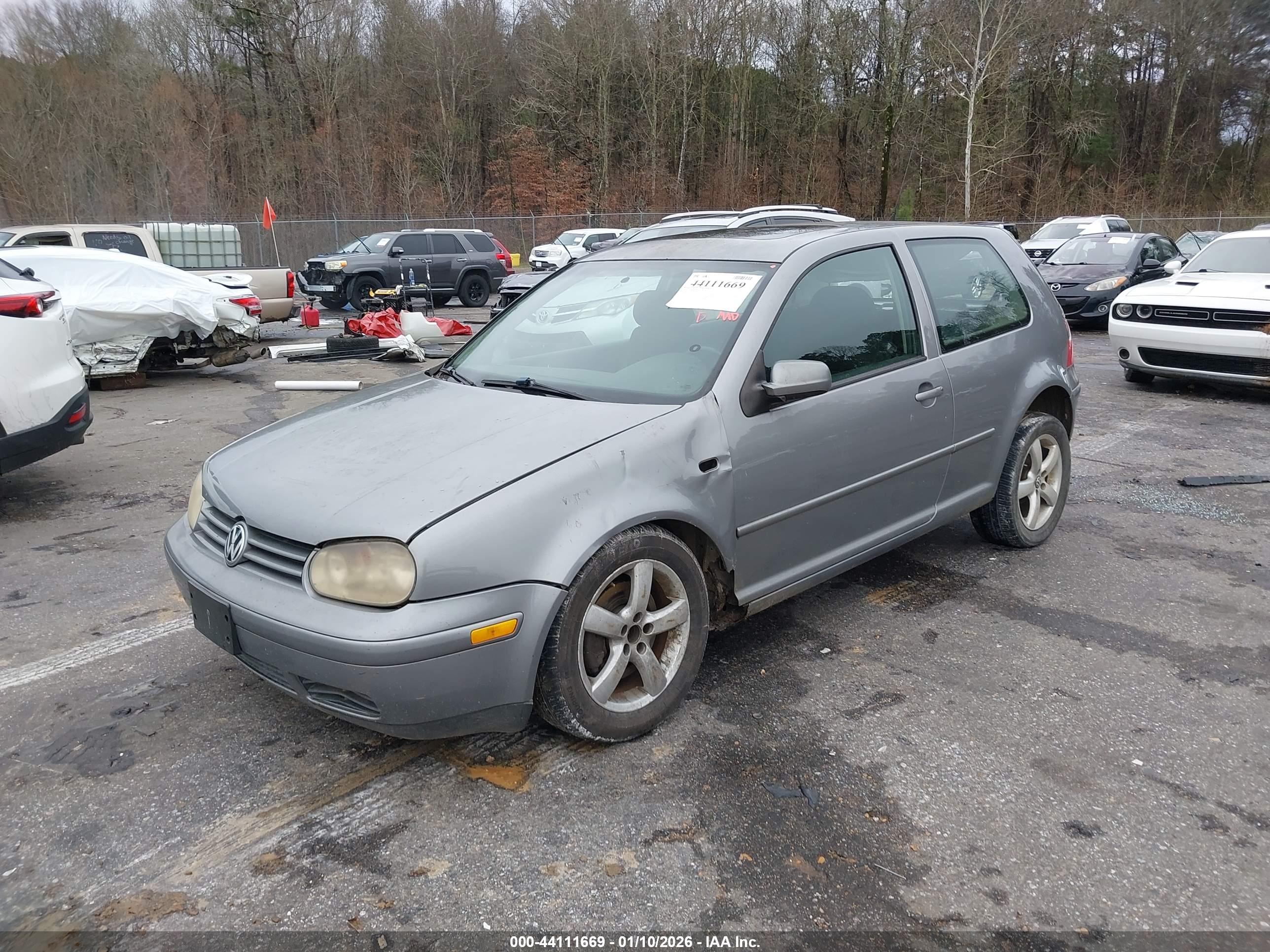 VOLKSWAGEN GTI image 2