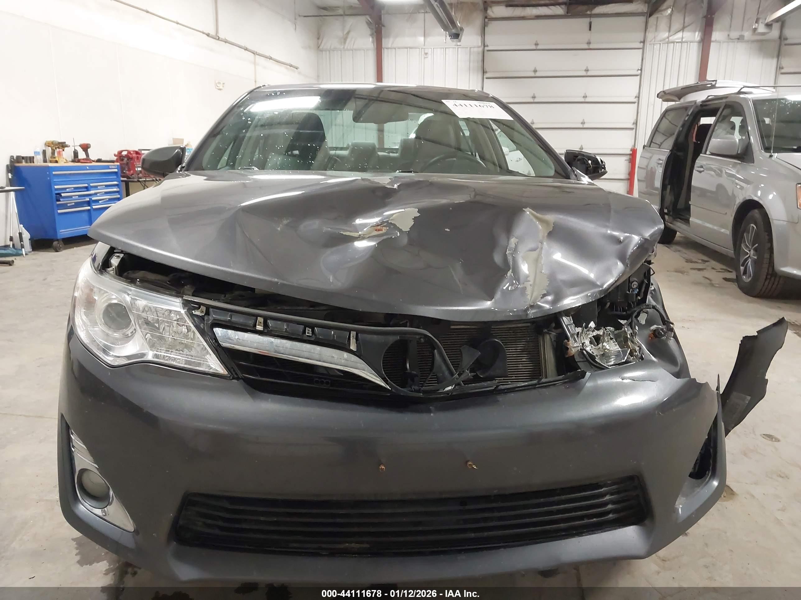 TOYOTA CAMRY image 6