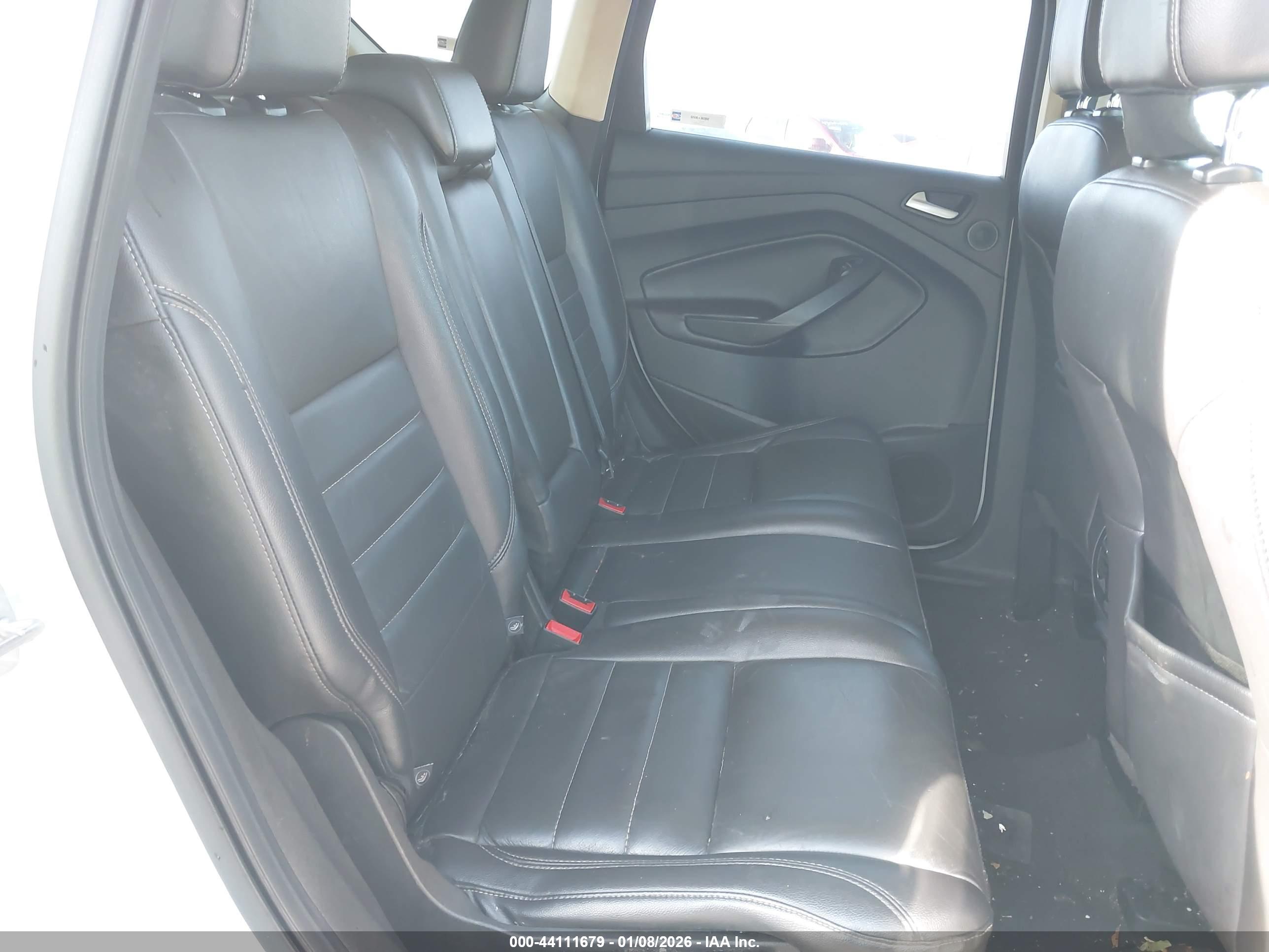 FORD ESCAPE image 8