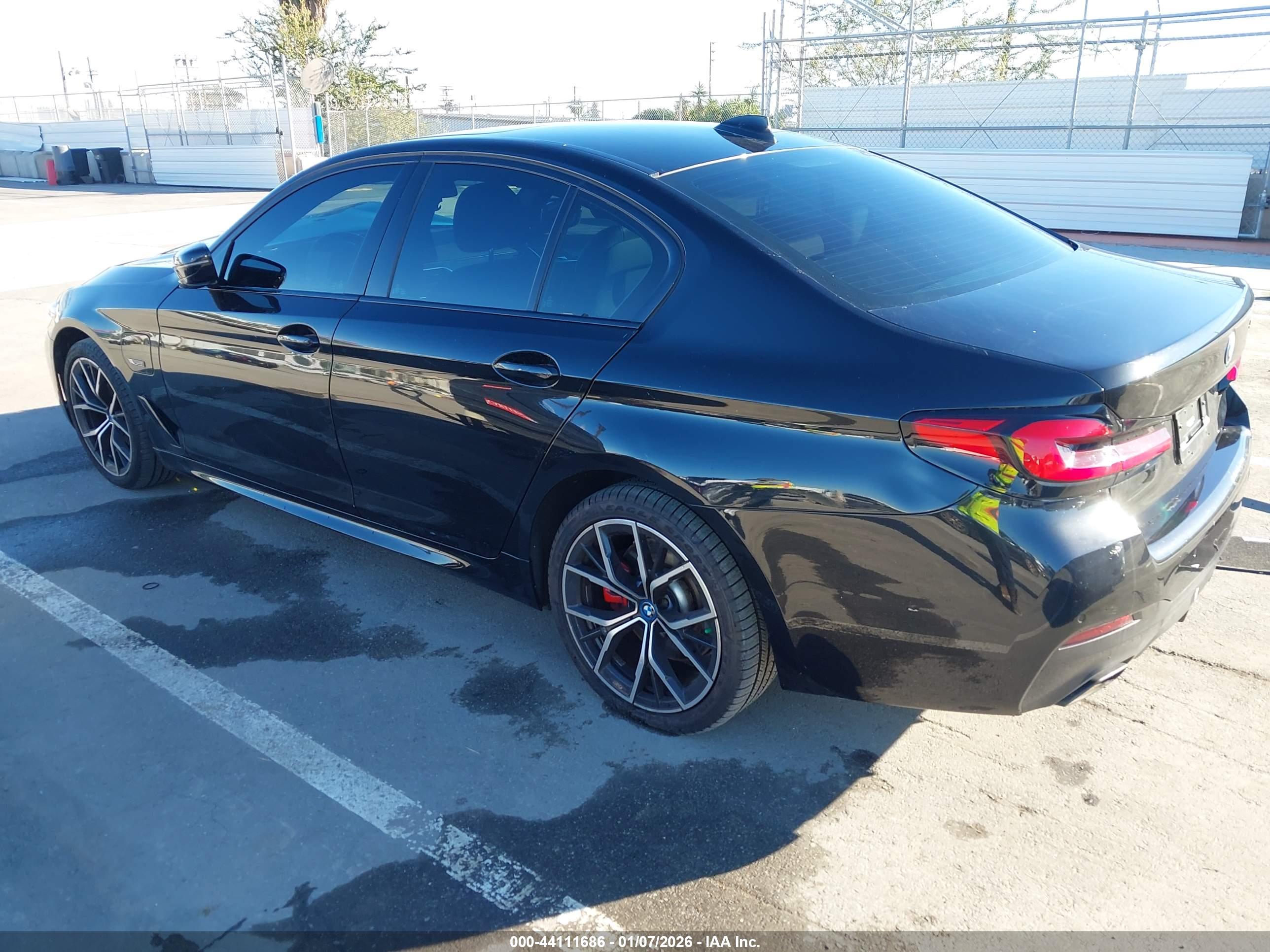 BMW 530E image 3