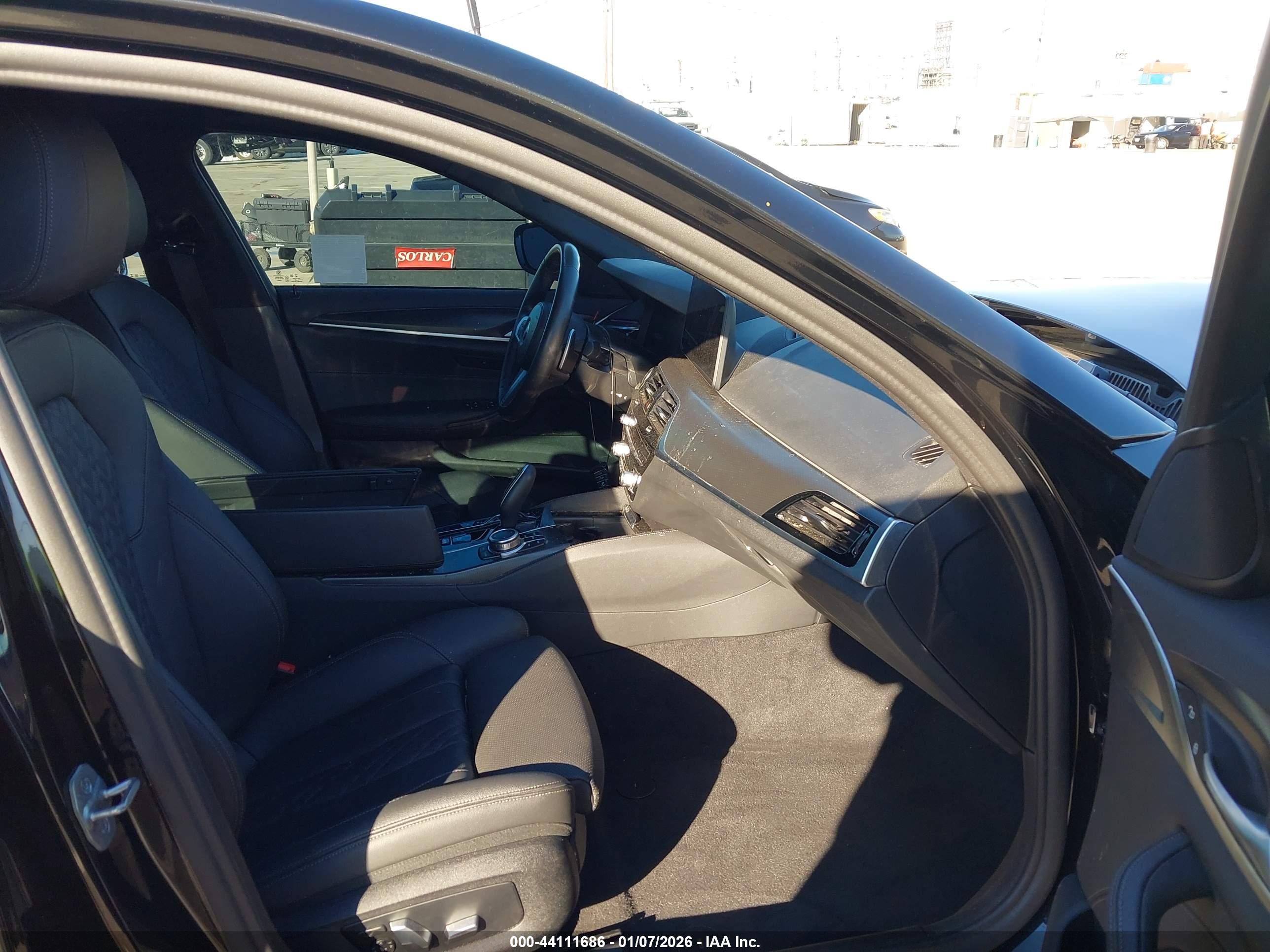 BMW 530E image 5