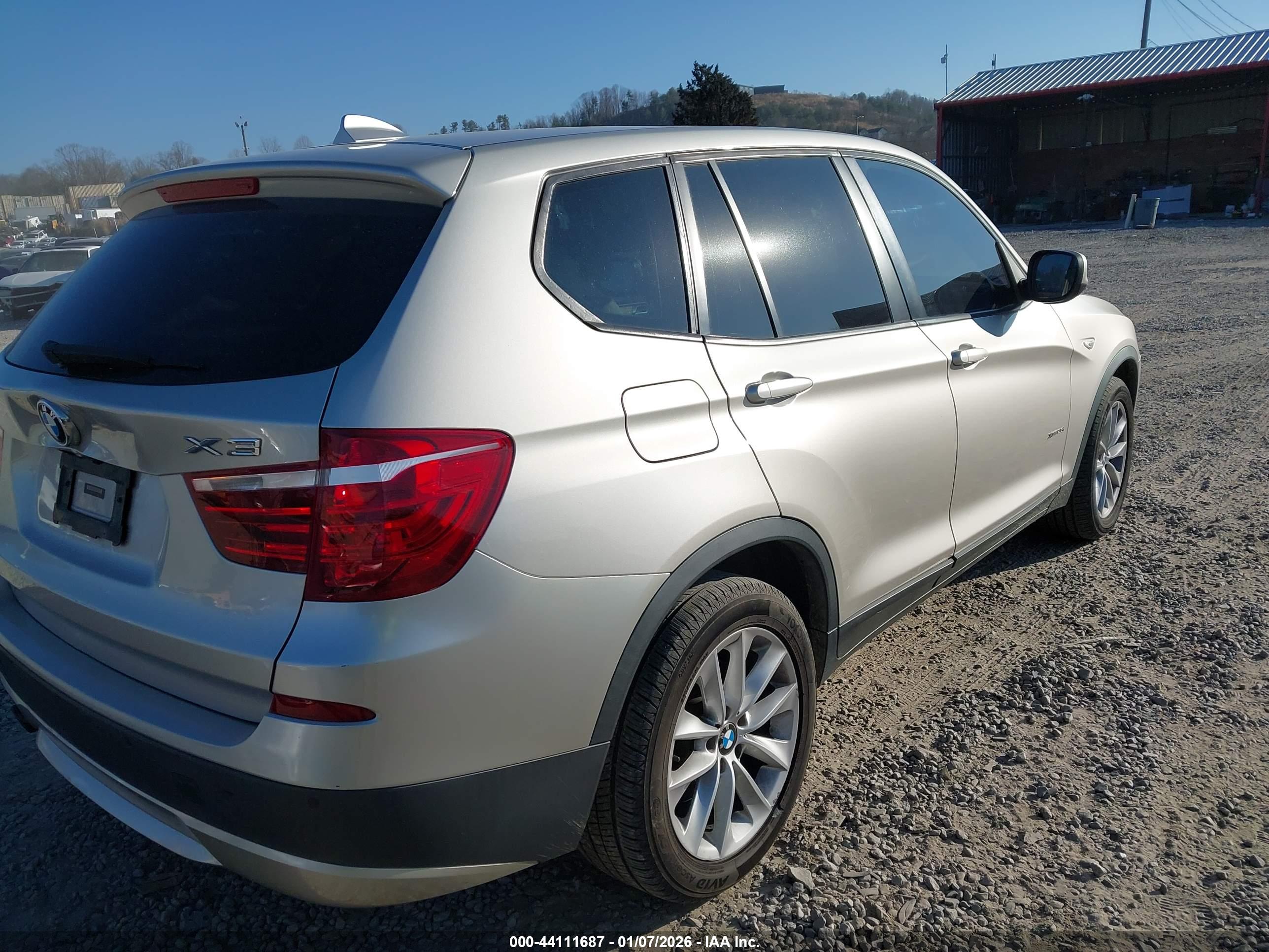 BMW X3 image 4