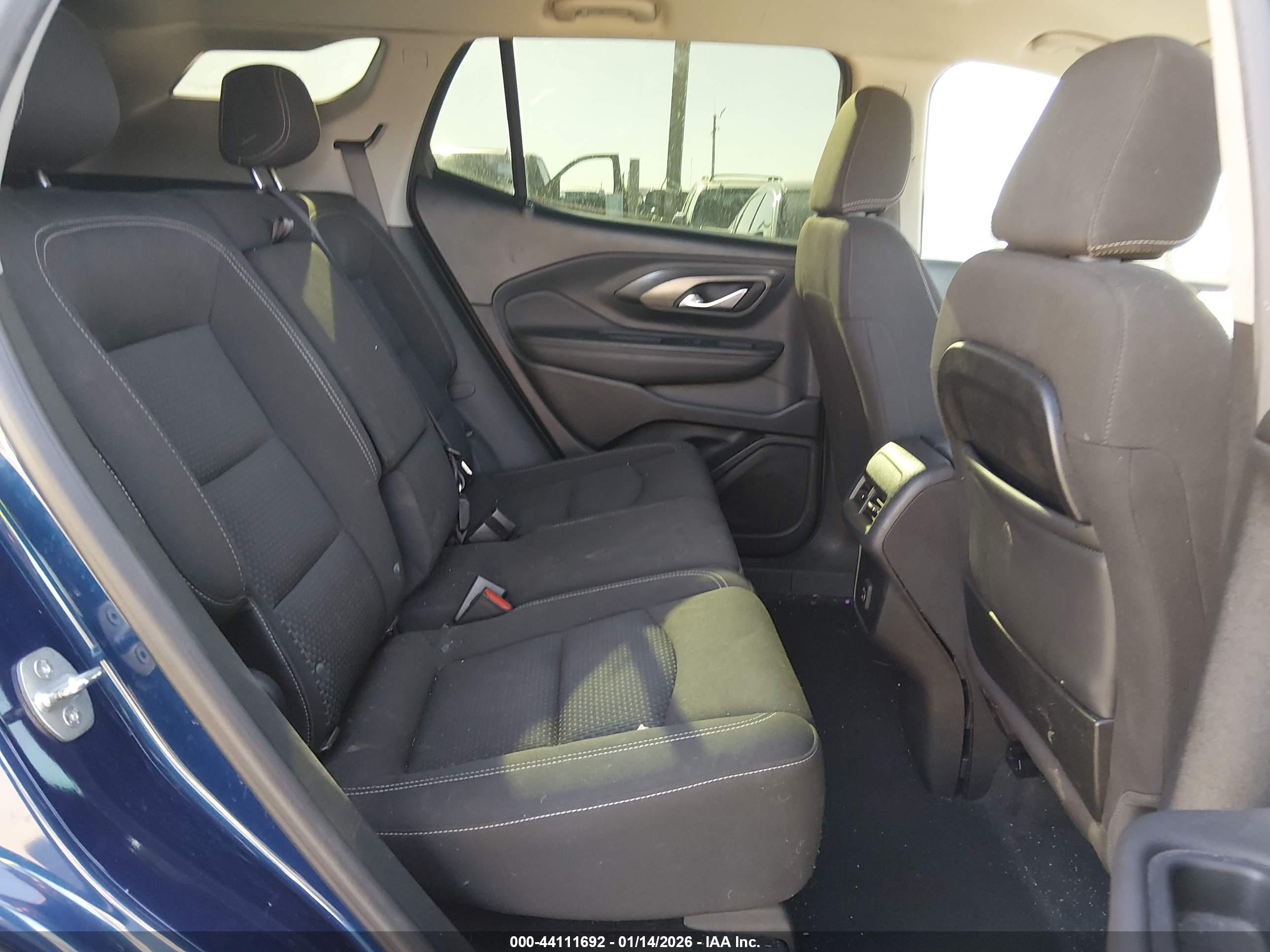 GMC TERRAIN image 8