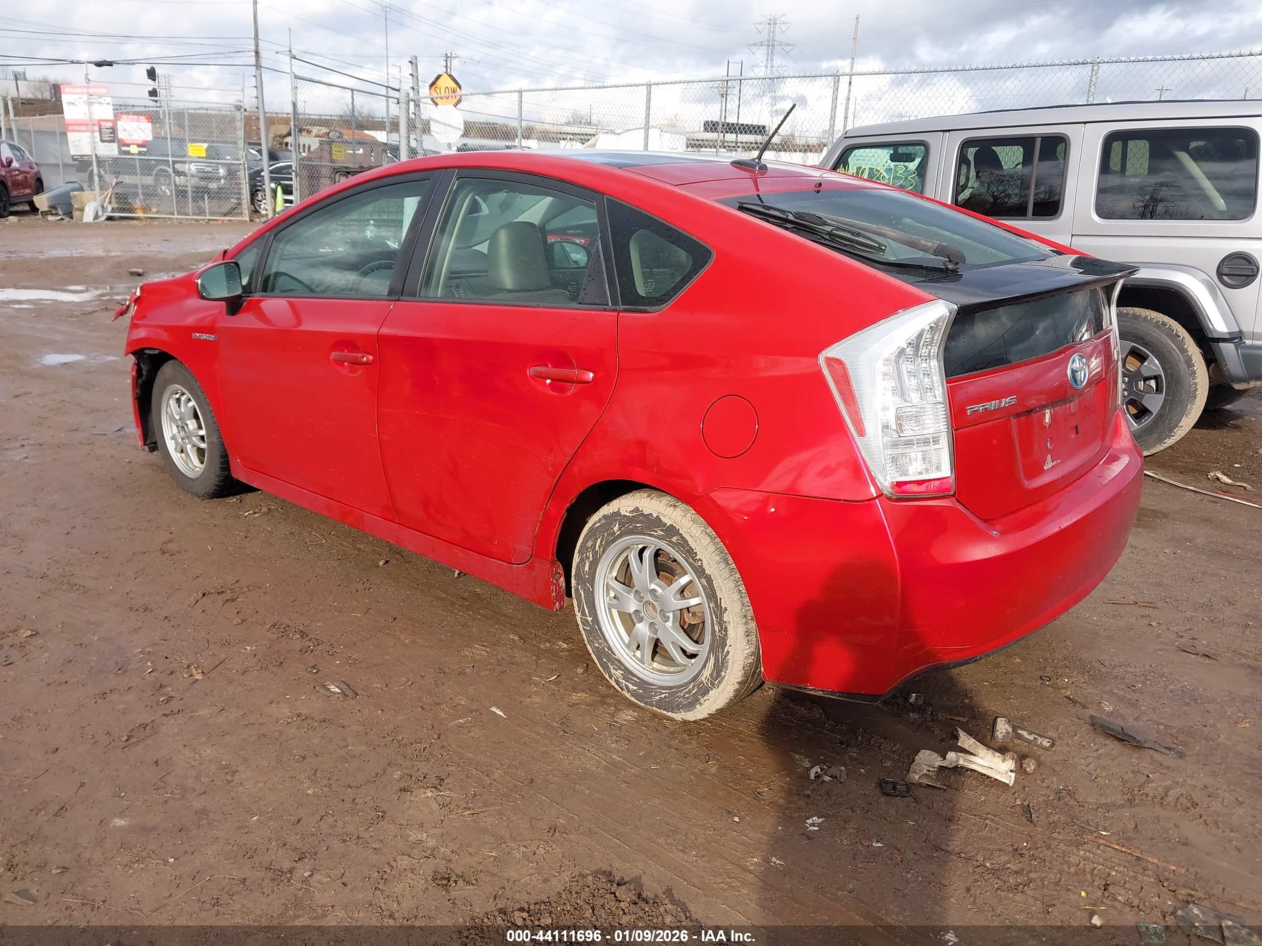 TOYOTA PRIUS image 3