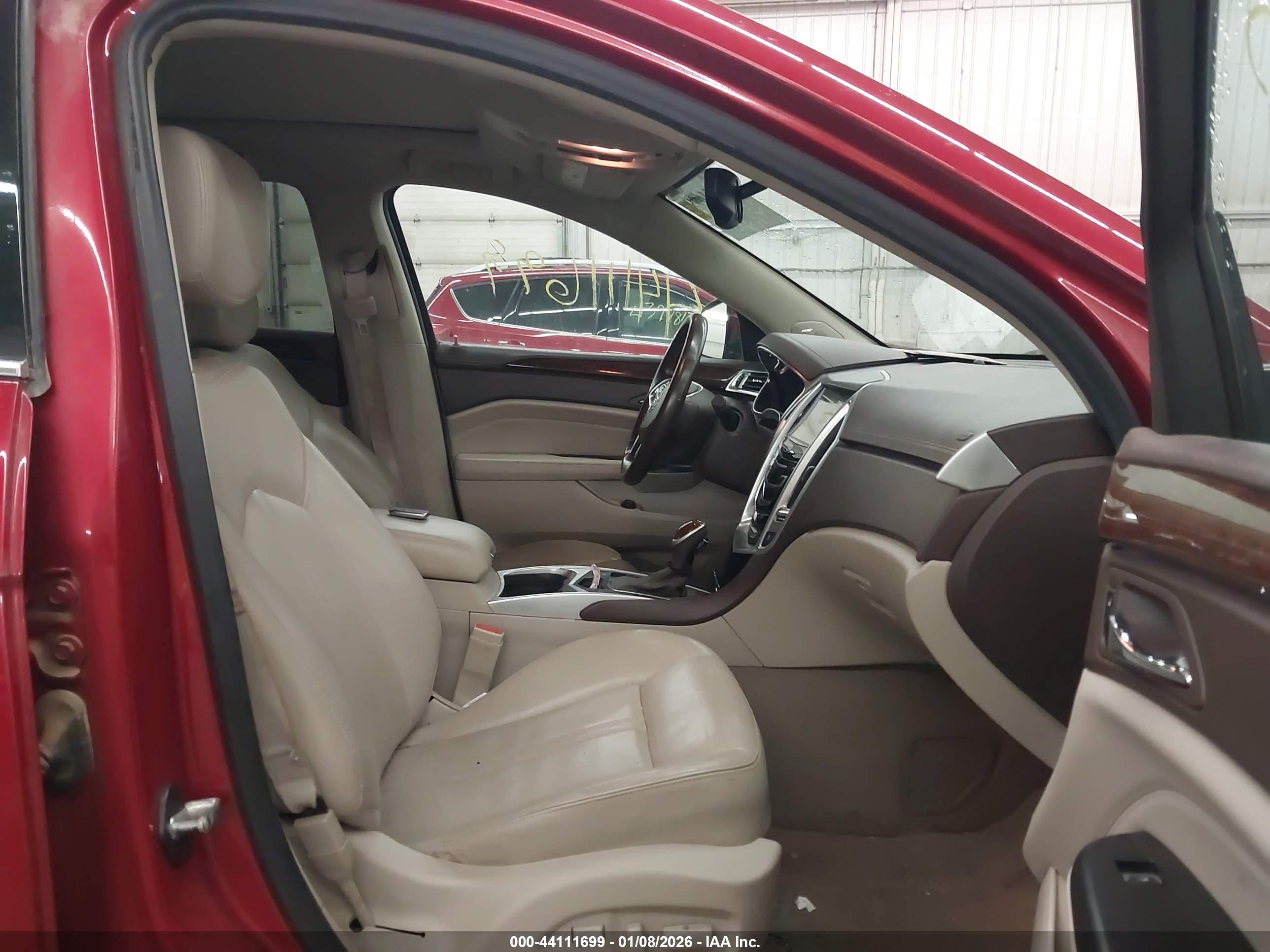 CADILLAC SRX image 5