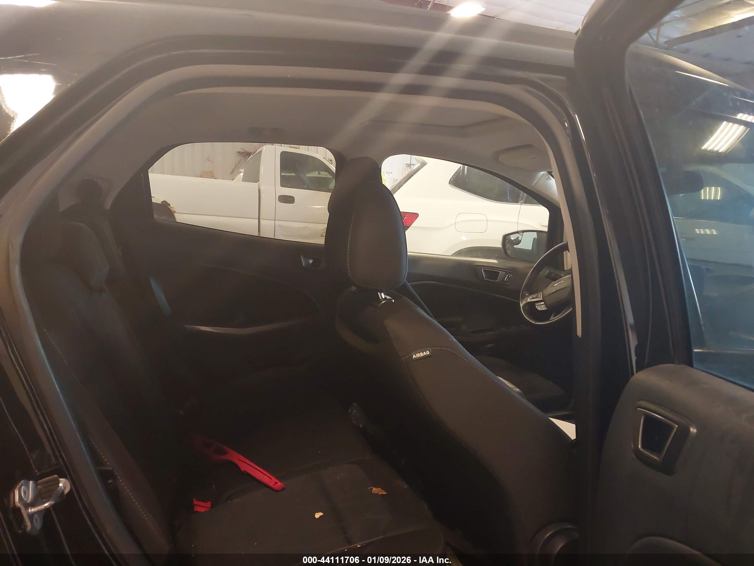 FORD ECOSPORT image 8