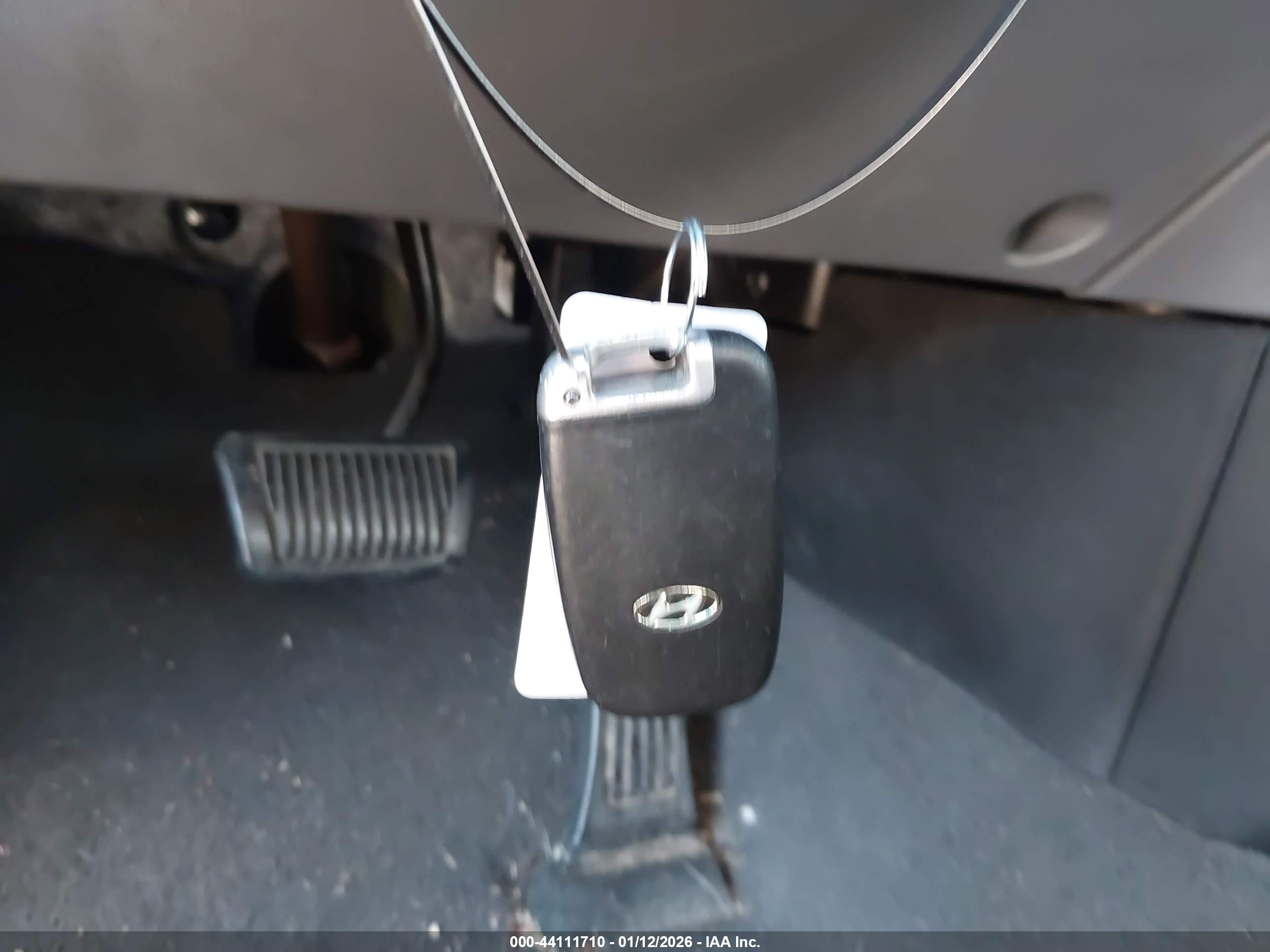 HYUNDAI SONATA image 11