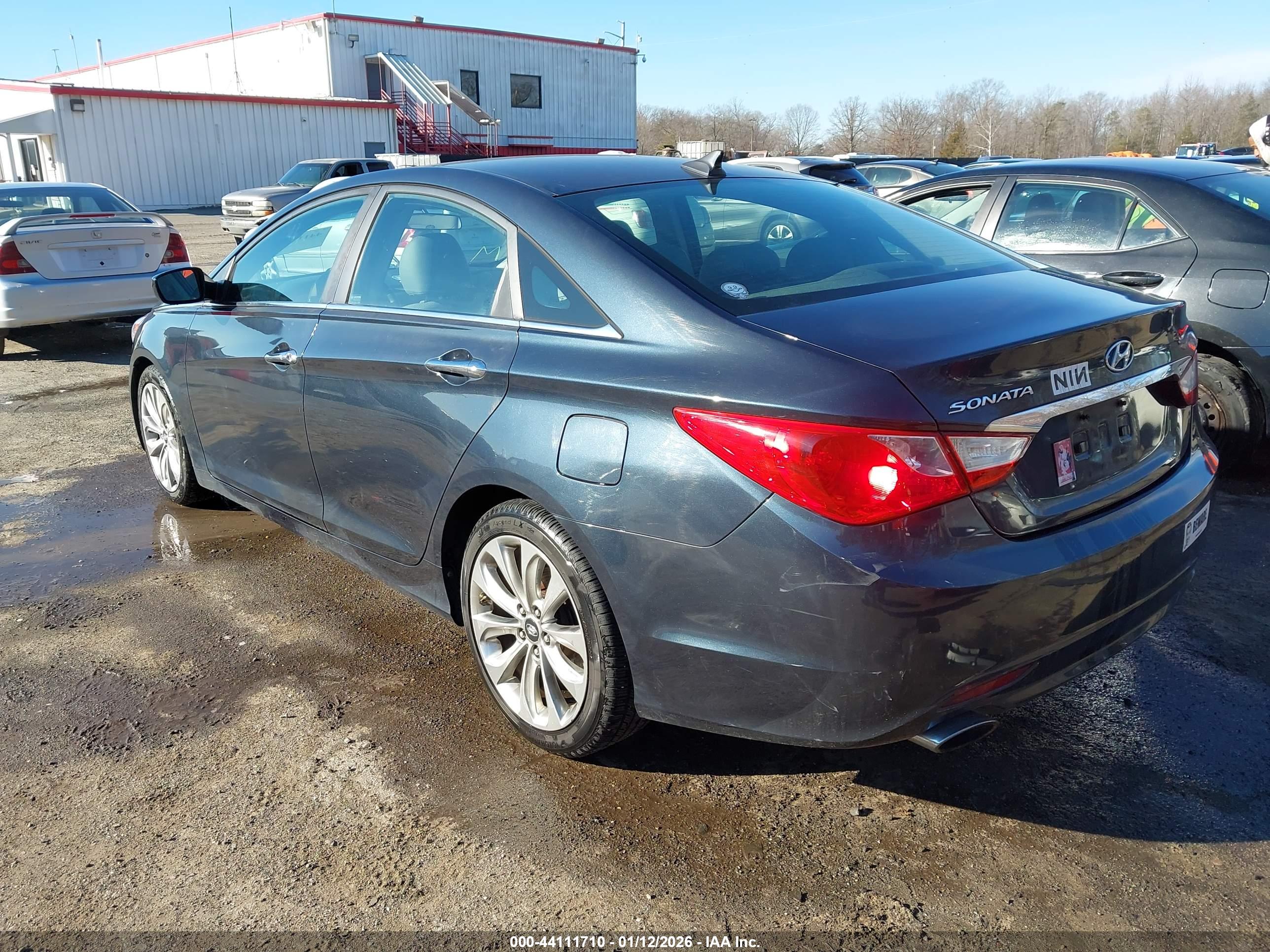 HYUNDAI SONATA image 3