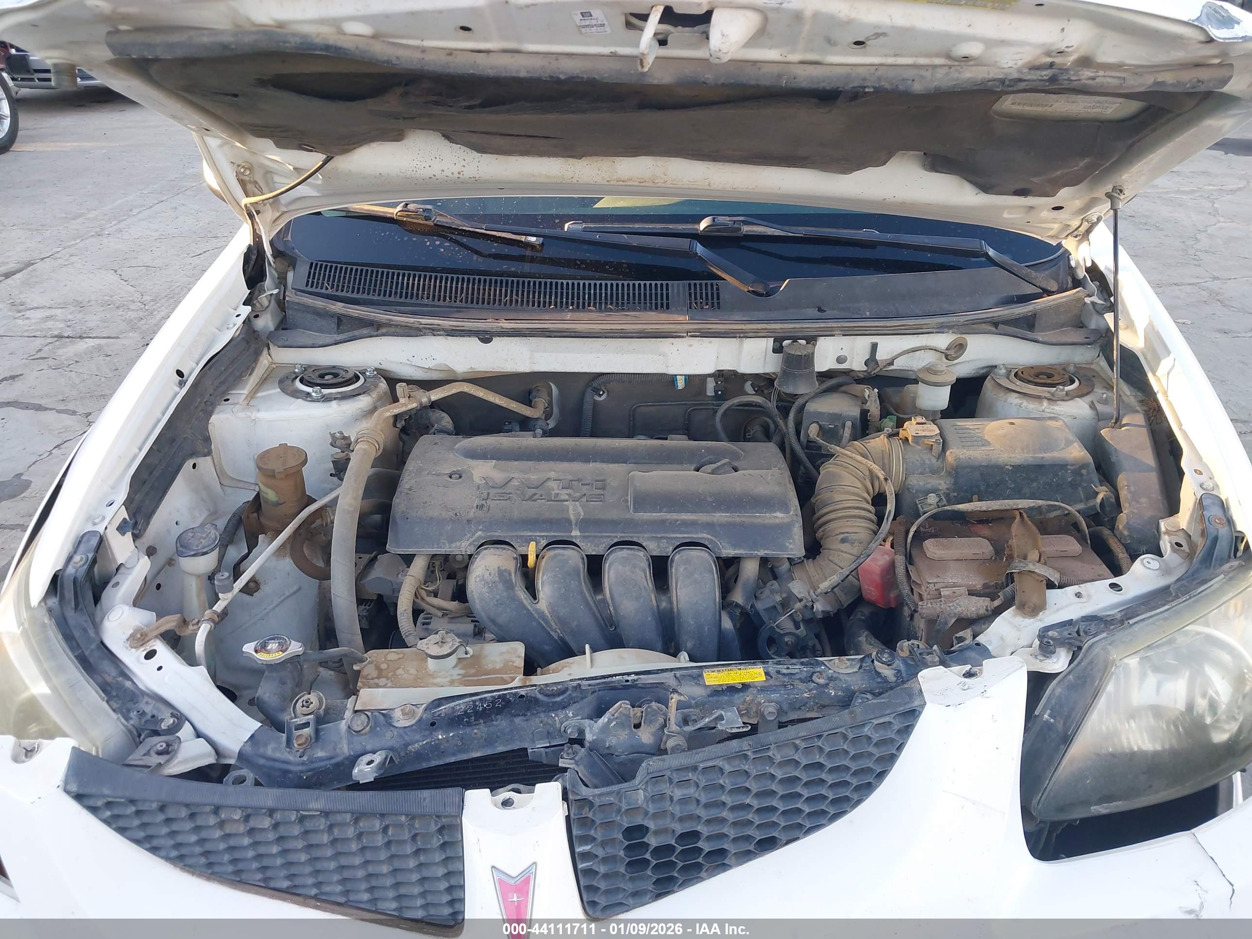 PONTIAC VIBE image 10