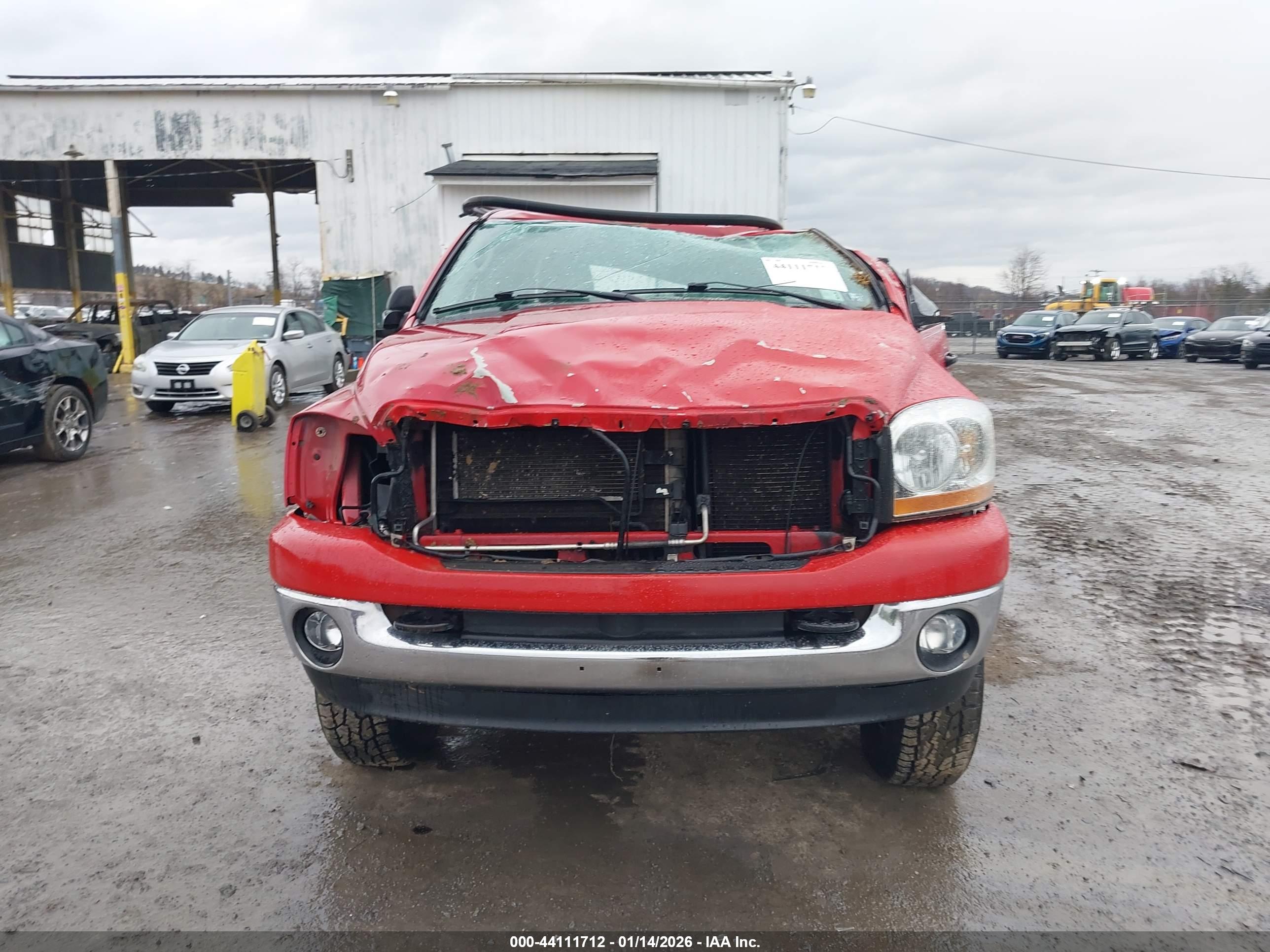 DODGE RAM image 6