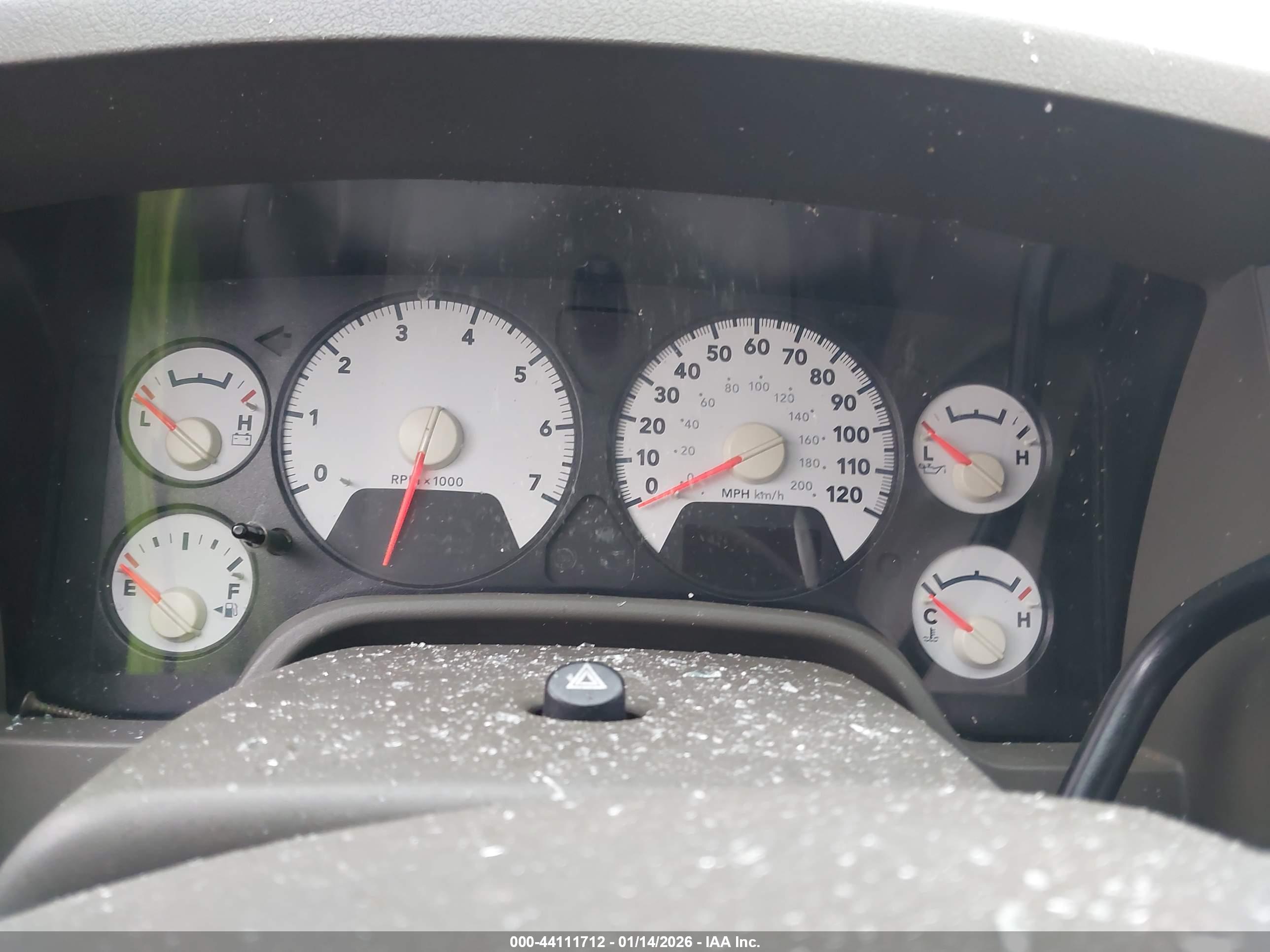 DODGE RAM image 7