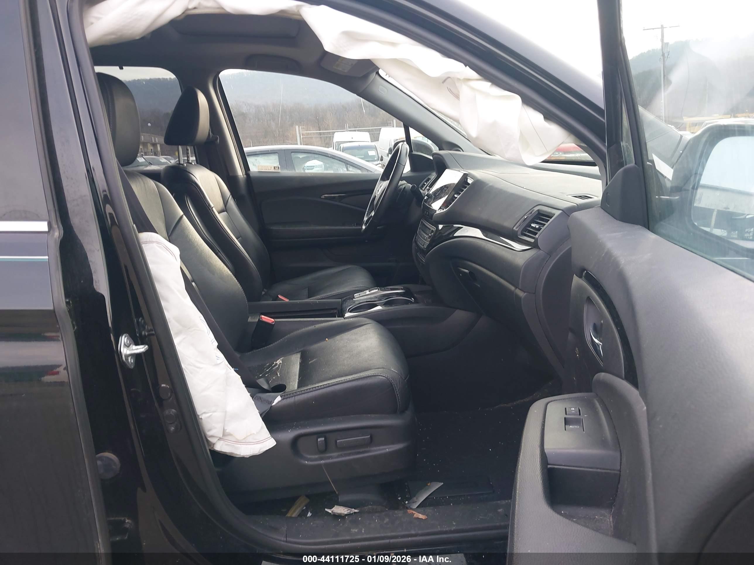 HONDA PILOT image 5