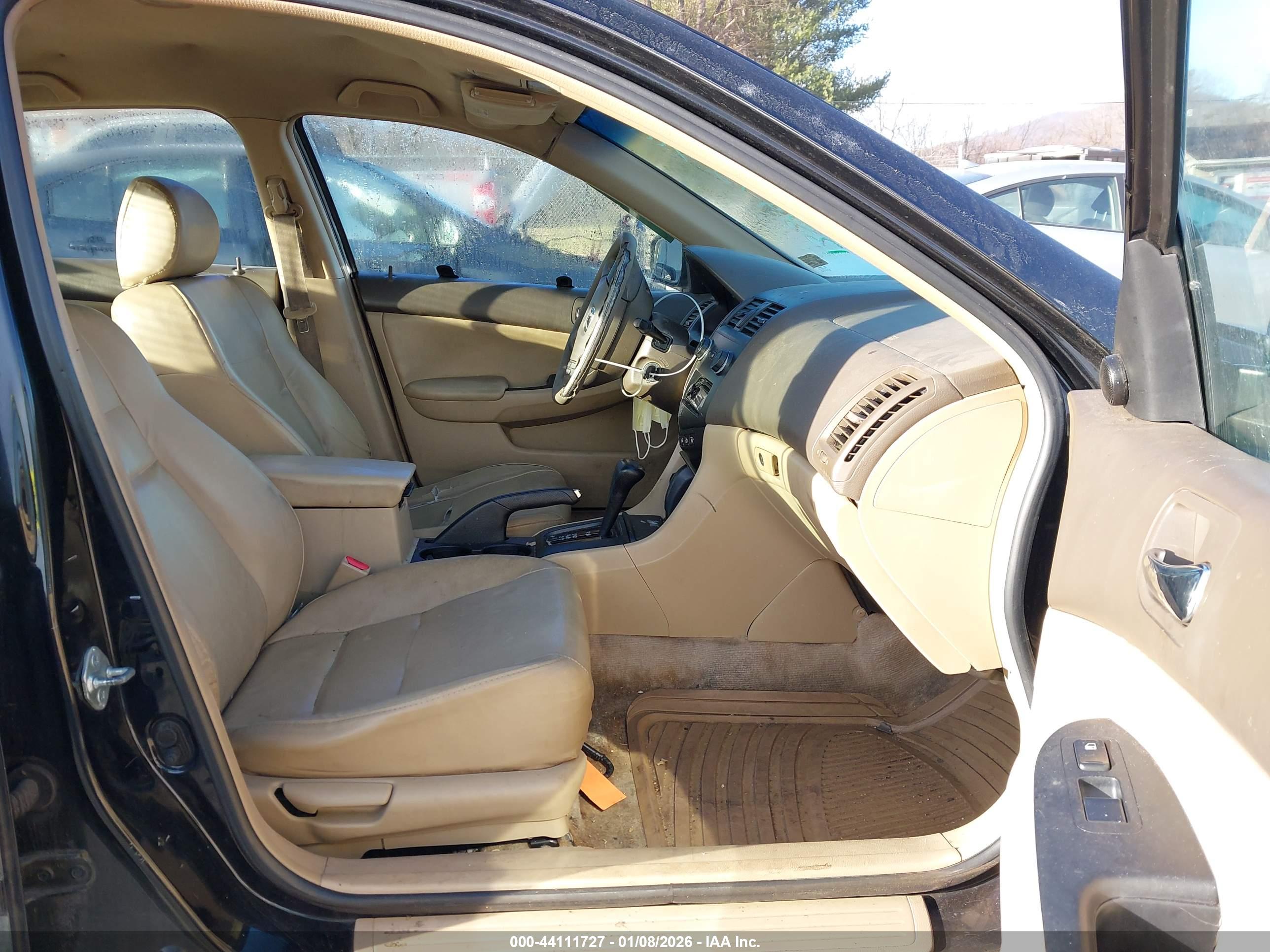 HONDA ACCORD image 5