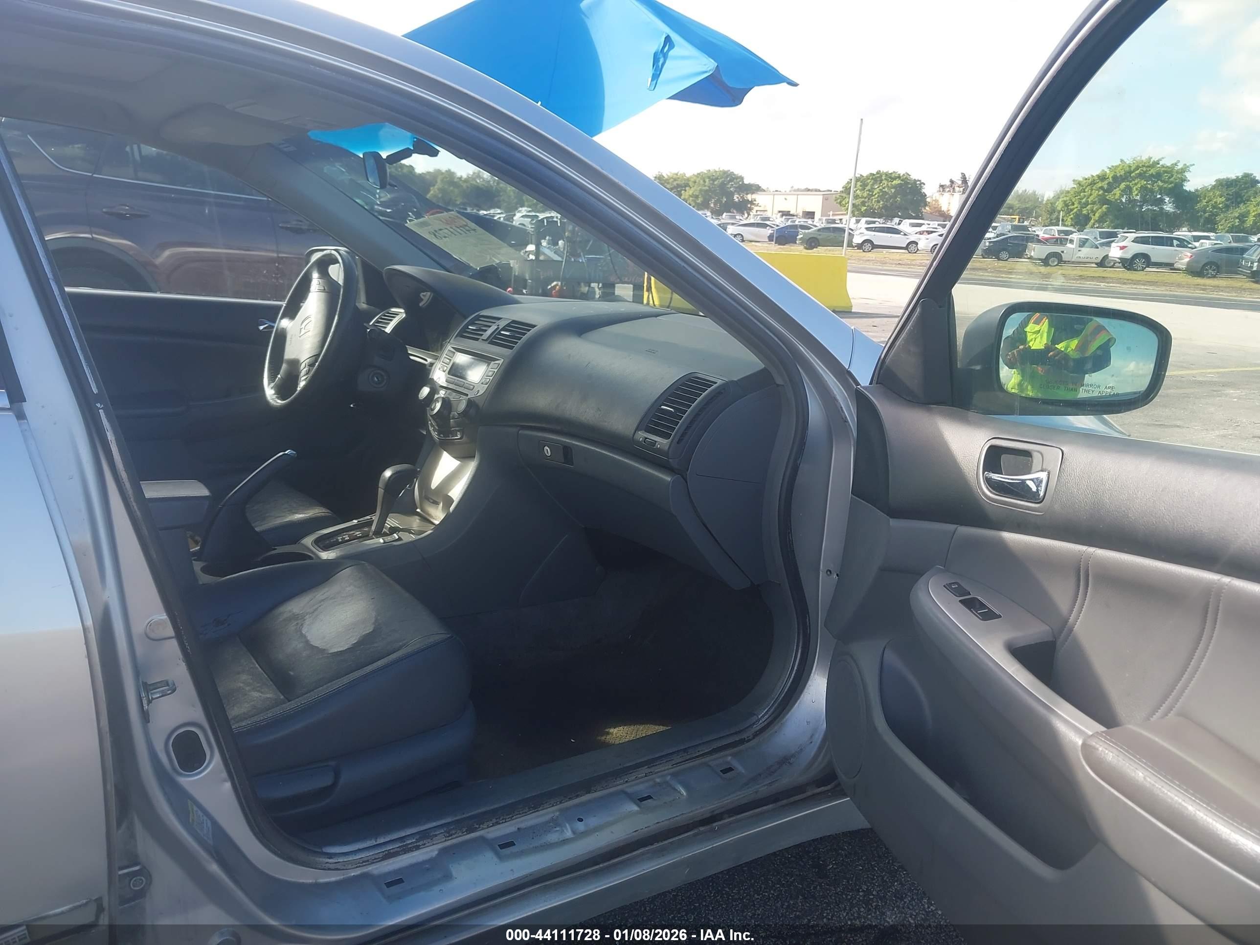 HONDA ACCORD image 5