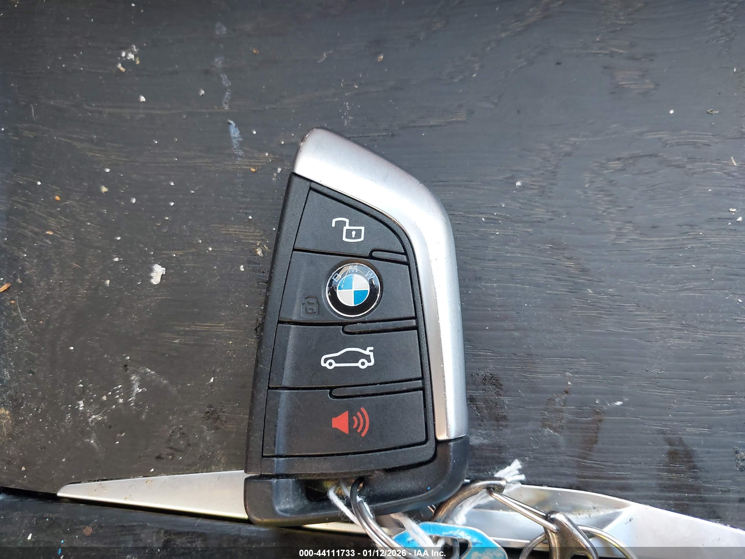 BMW 330I image 11