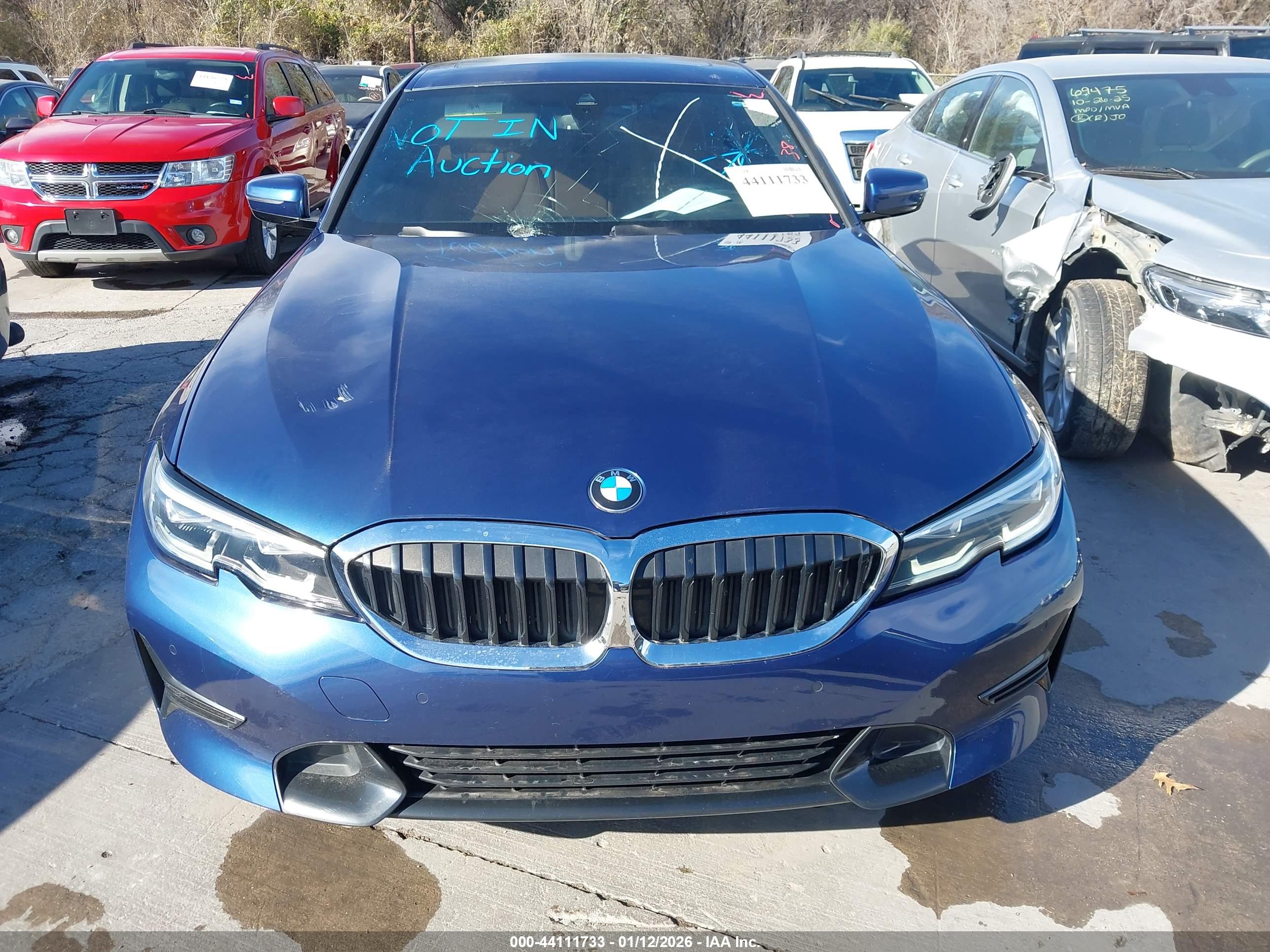 BMW 330I image 6