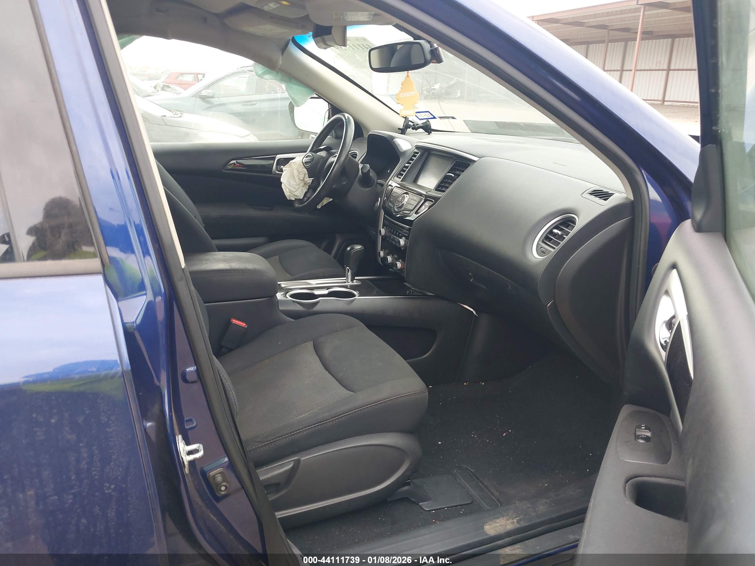 NISSAN PATHFINDER image 5