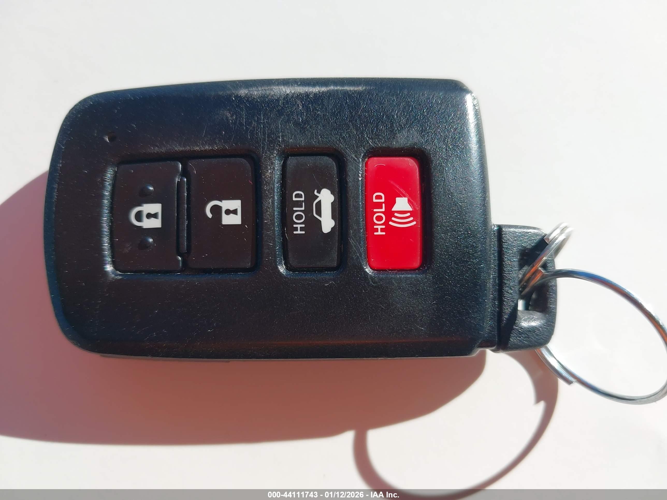 TOYOTA AVALON image 11