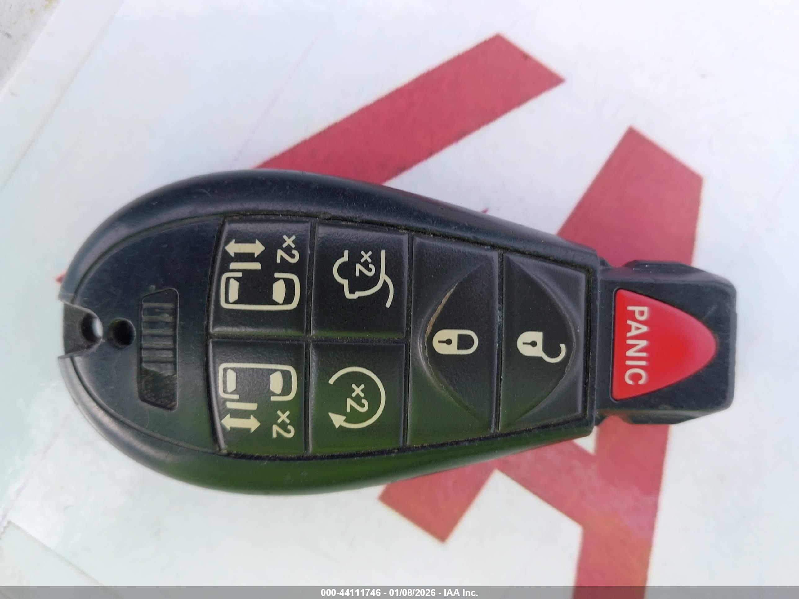 CHRYSLER TOWN image 11