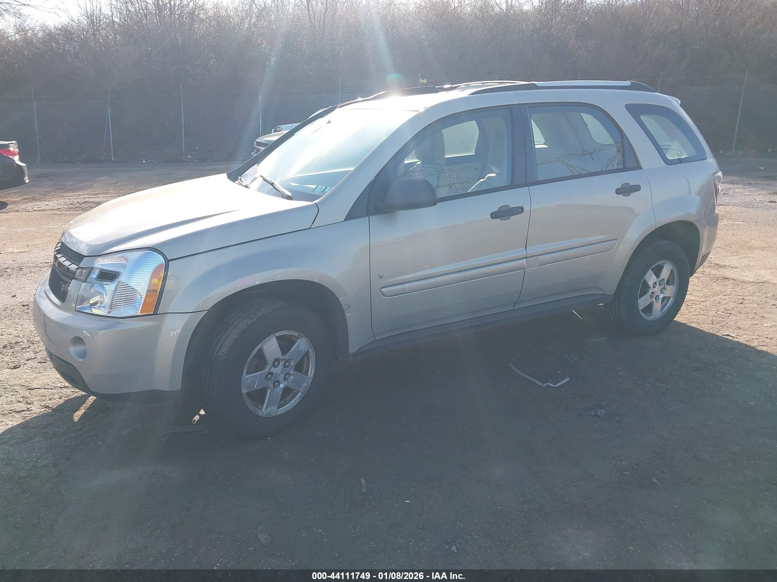 CHEVROLET EQUINOX image 2