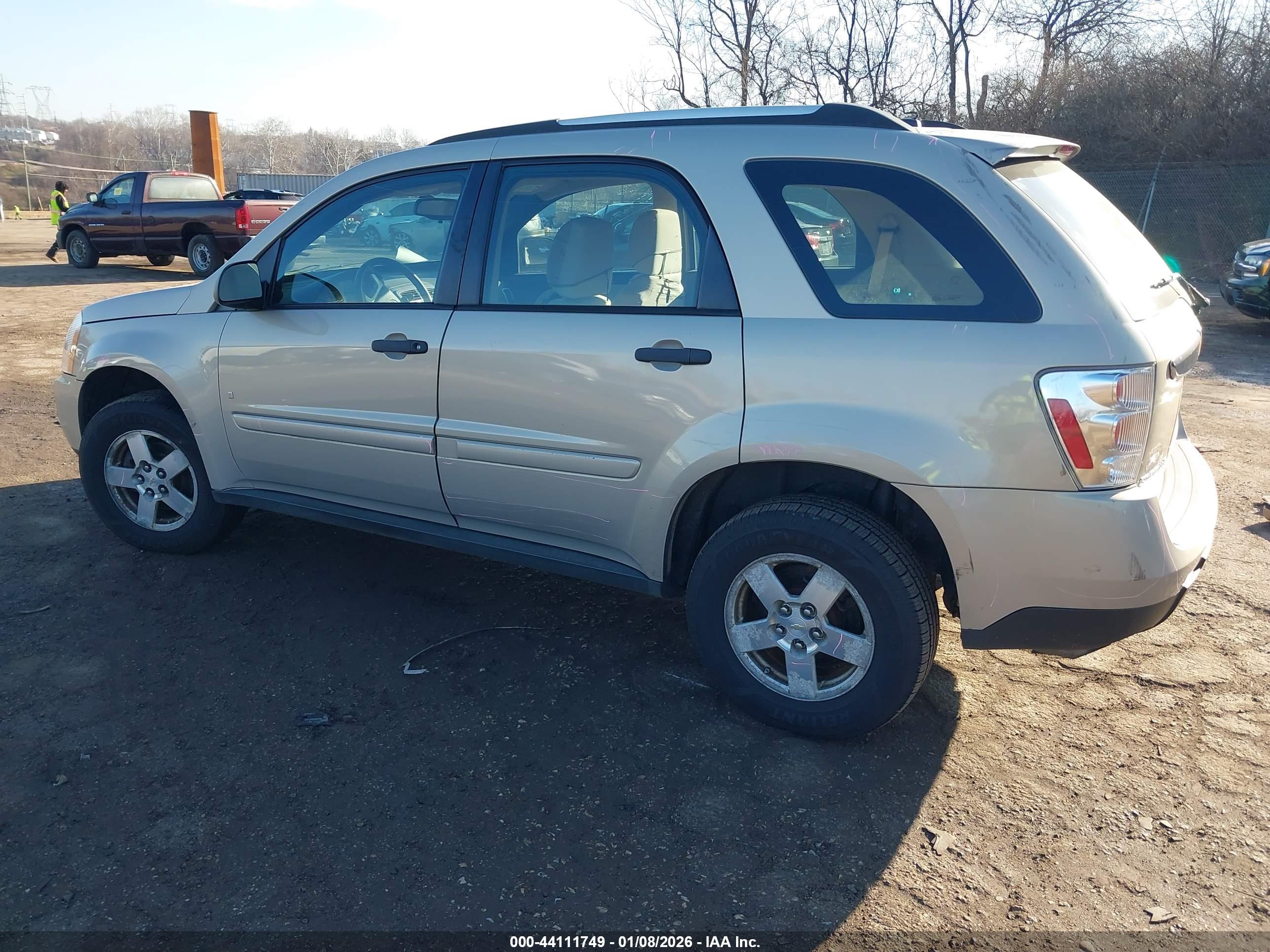CHEVROLET EQUINOX image 3