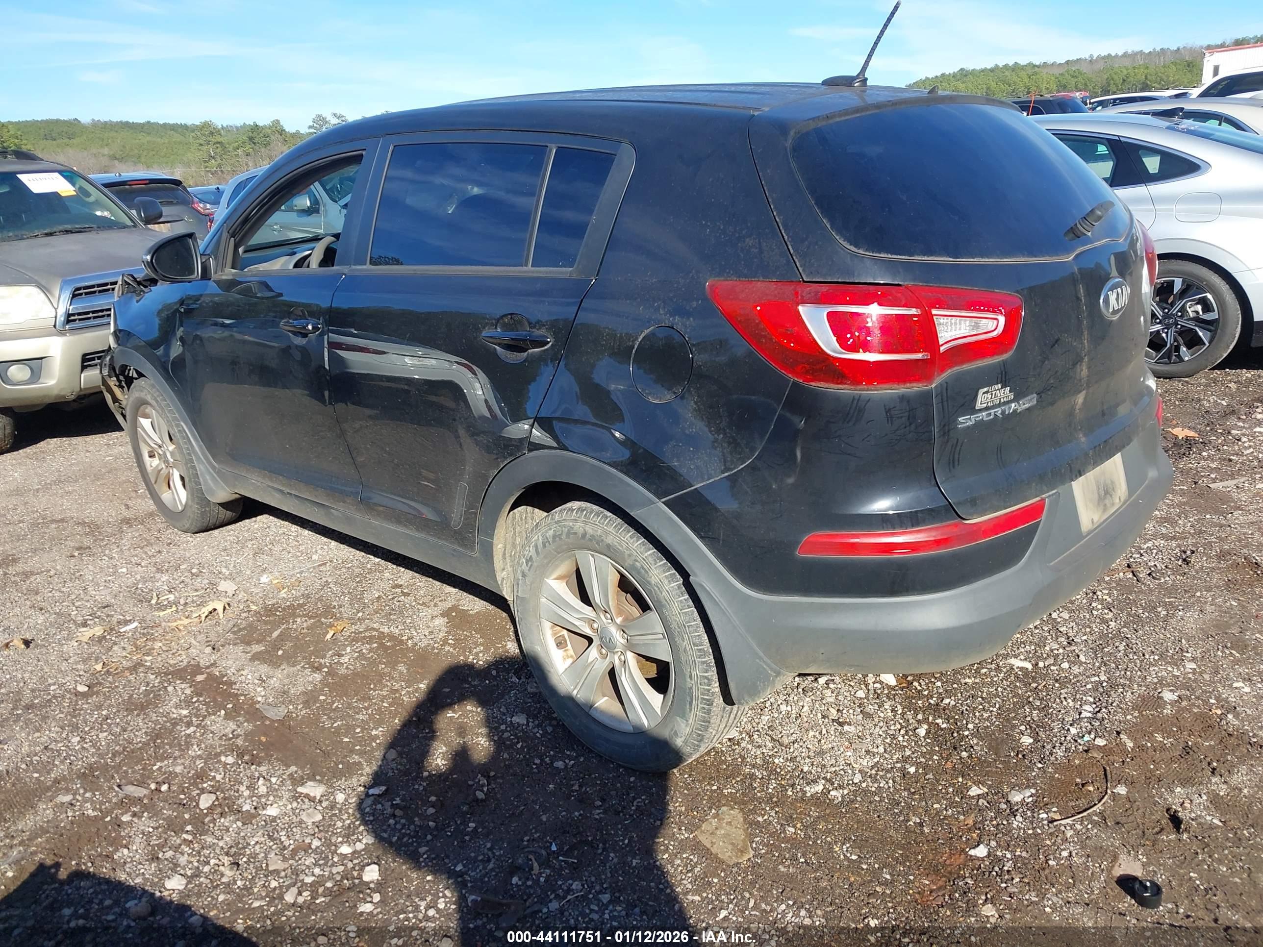 KIA SPORTAGE image 3