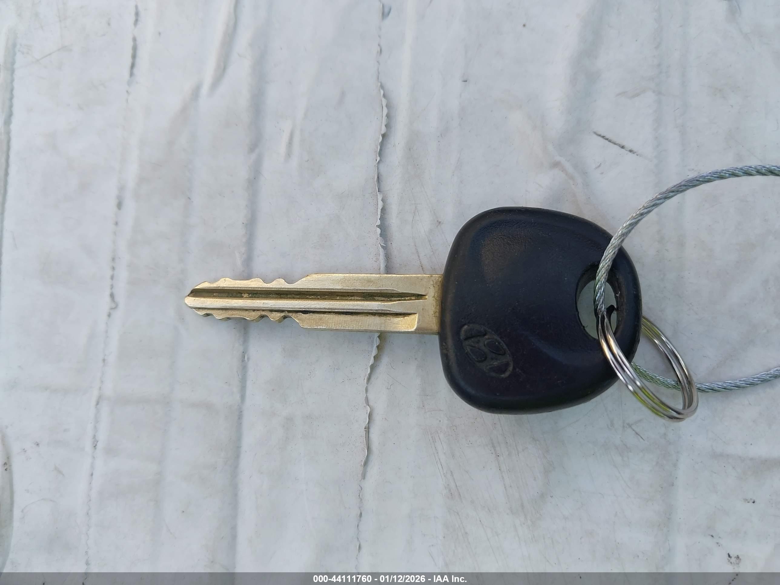 HYUNDAI ACCENT image 11