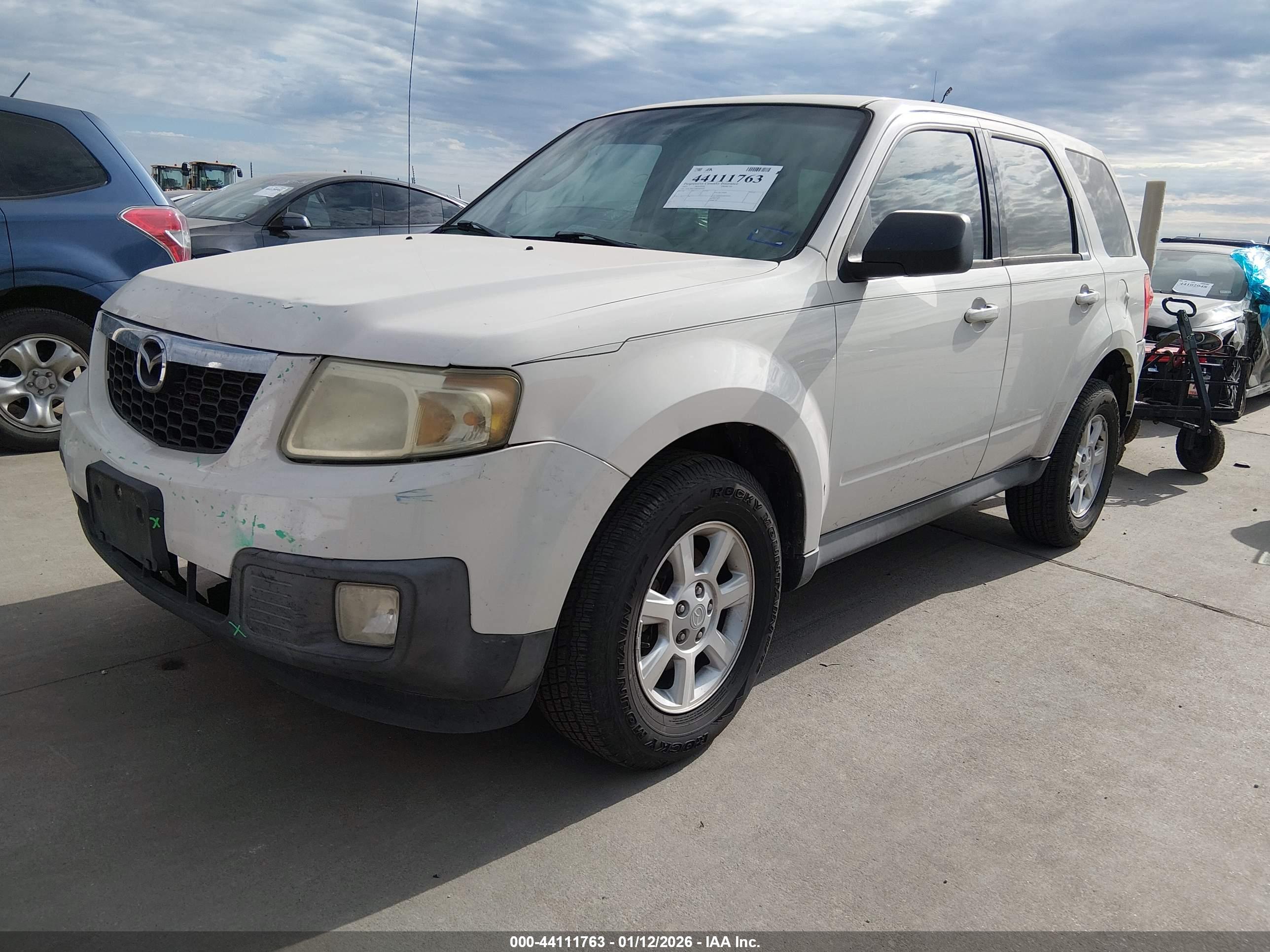 MAZDA TRIBUTE image 2