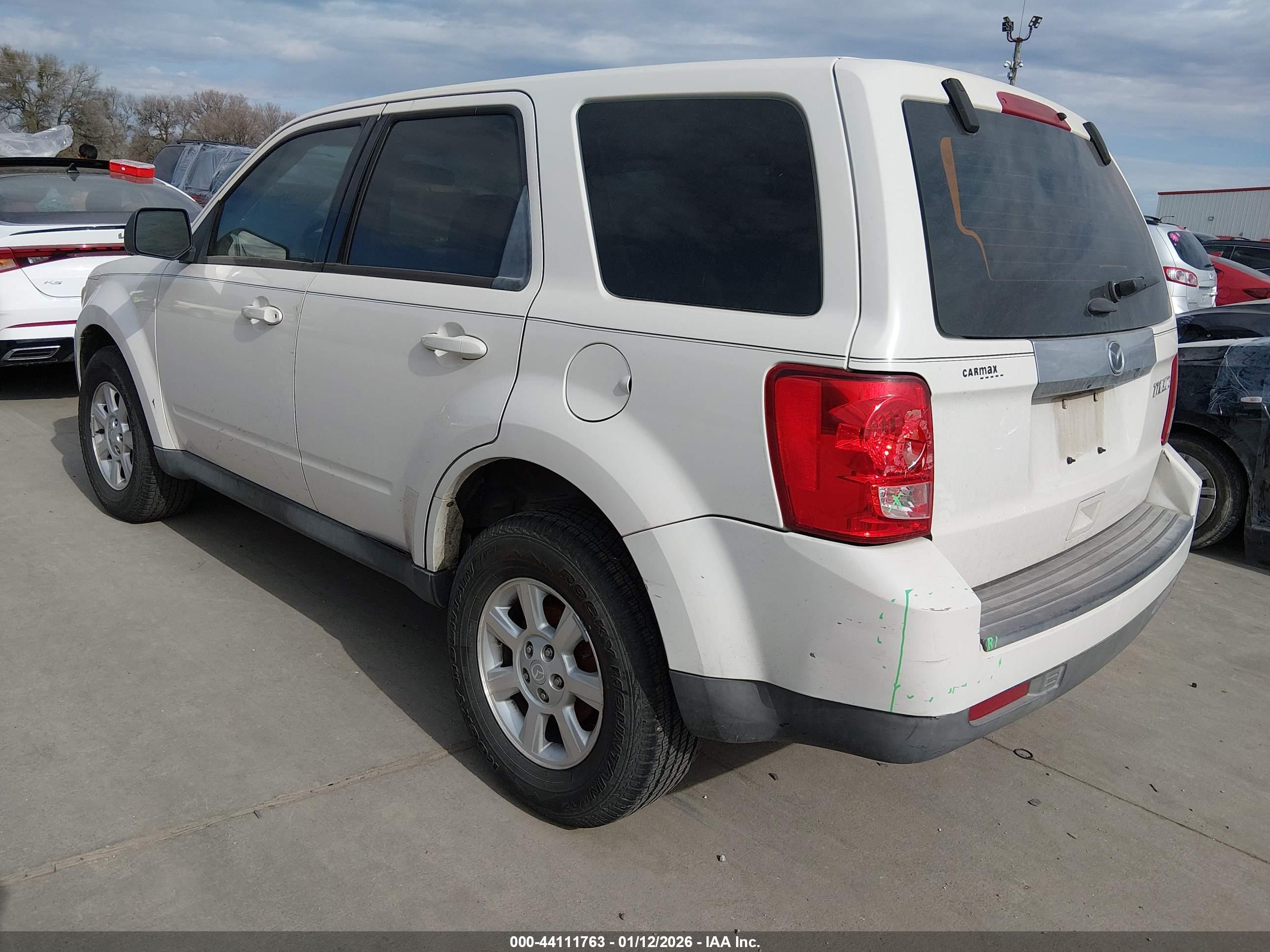 MAZDA TRIBUTE image 3
