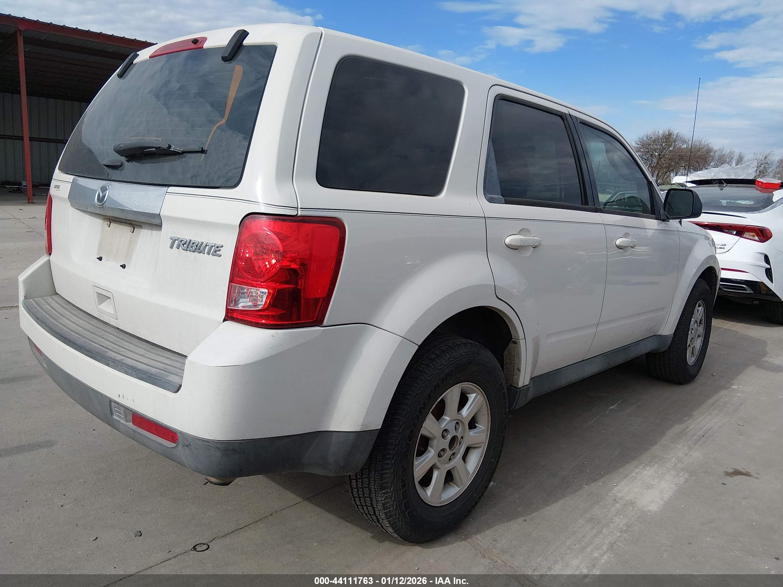 MAZDA TRIBUTE image 4