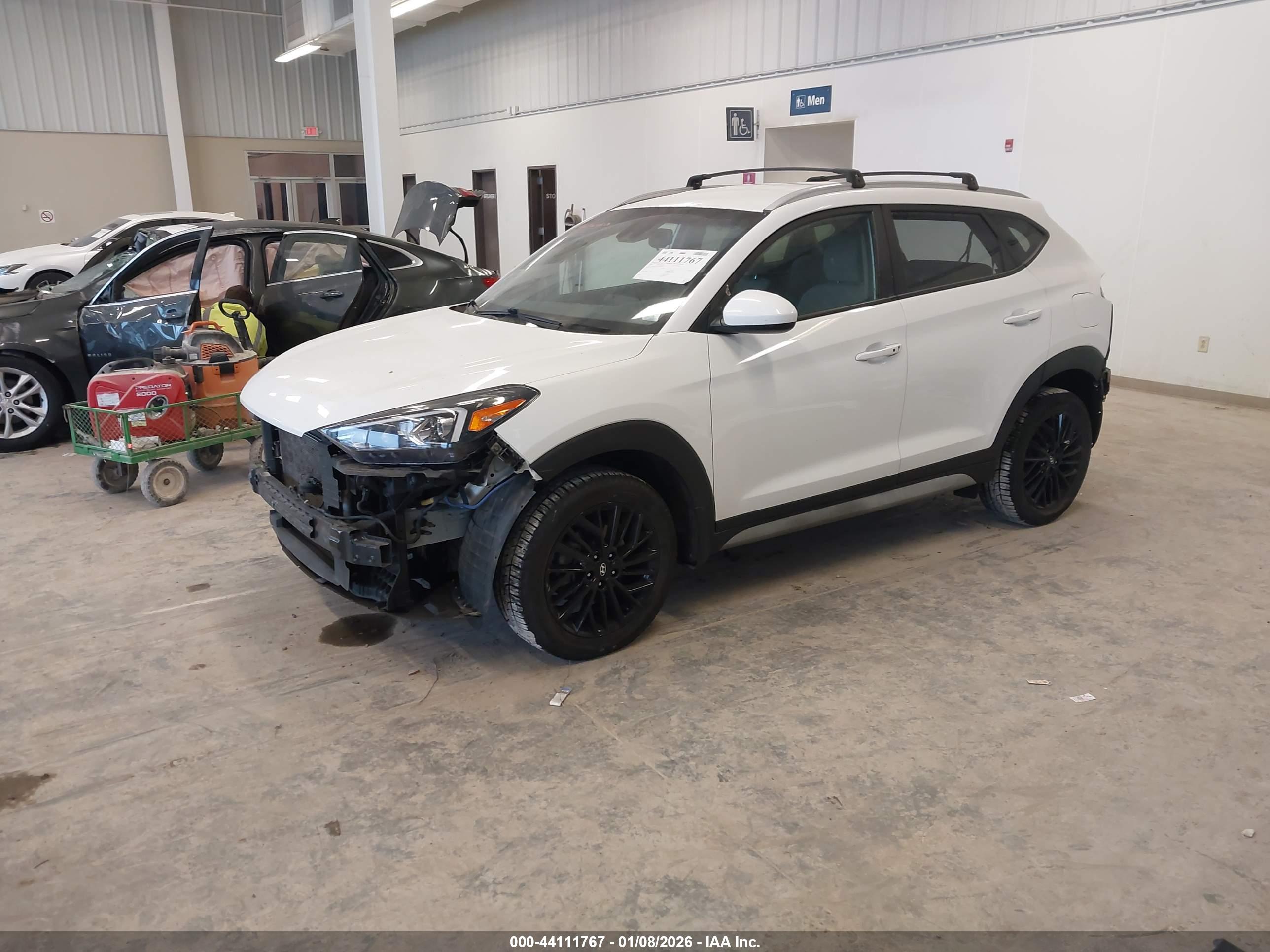 HYUNDAI TUCSON image 2