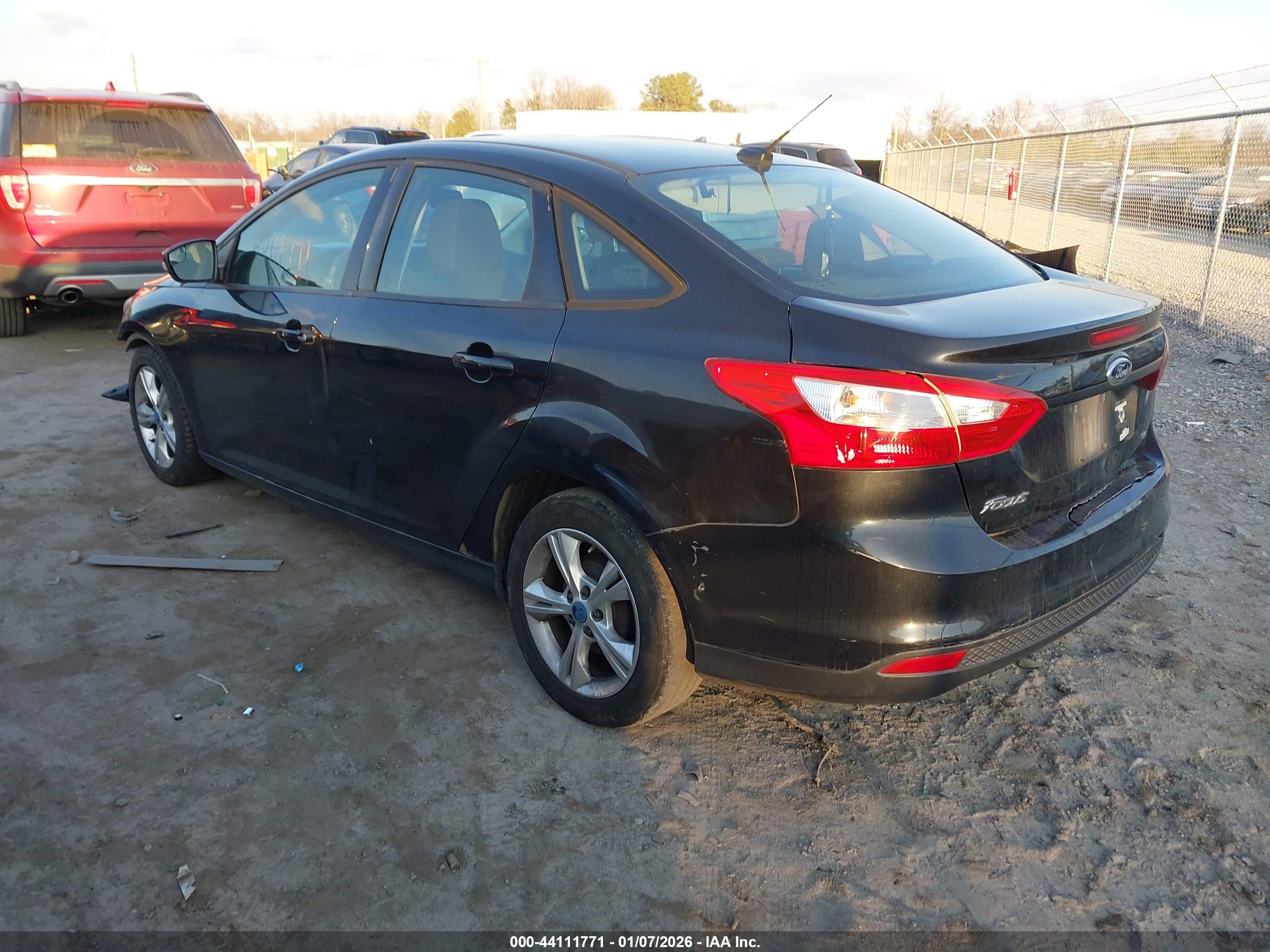 FORD FOCUS image 3