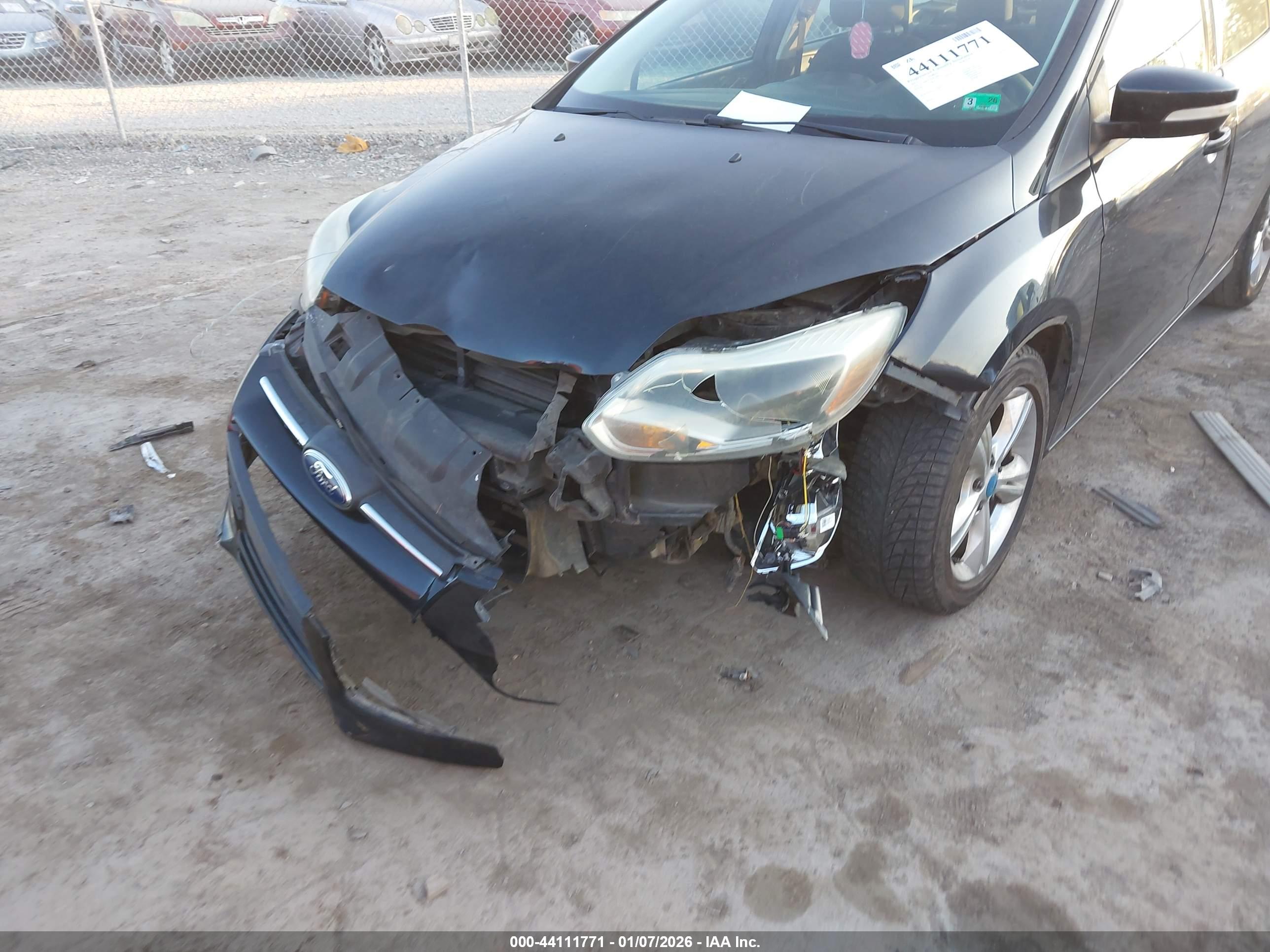 FORD FOCUS image 6