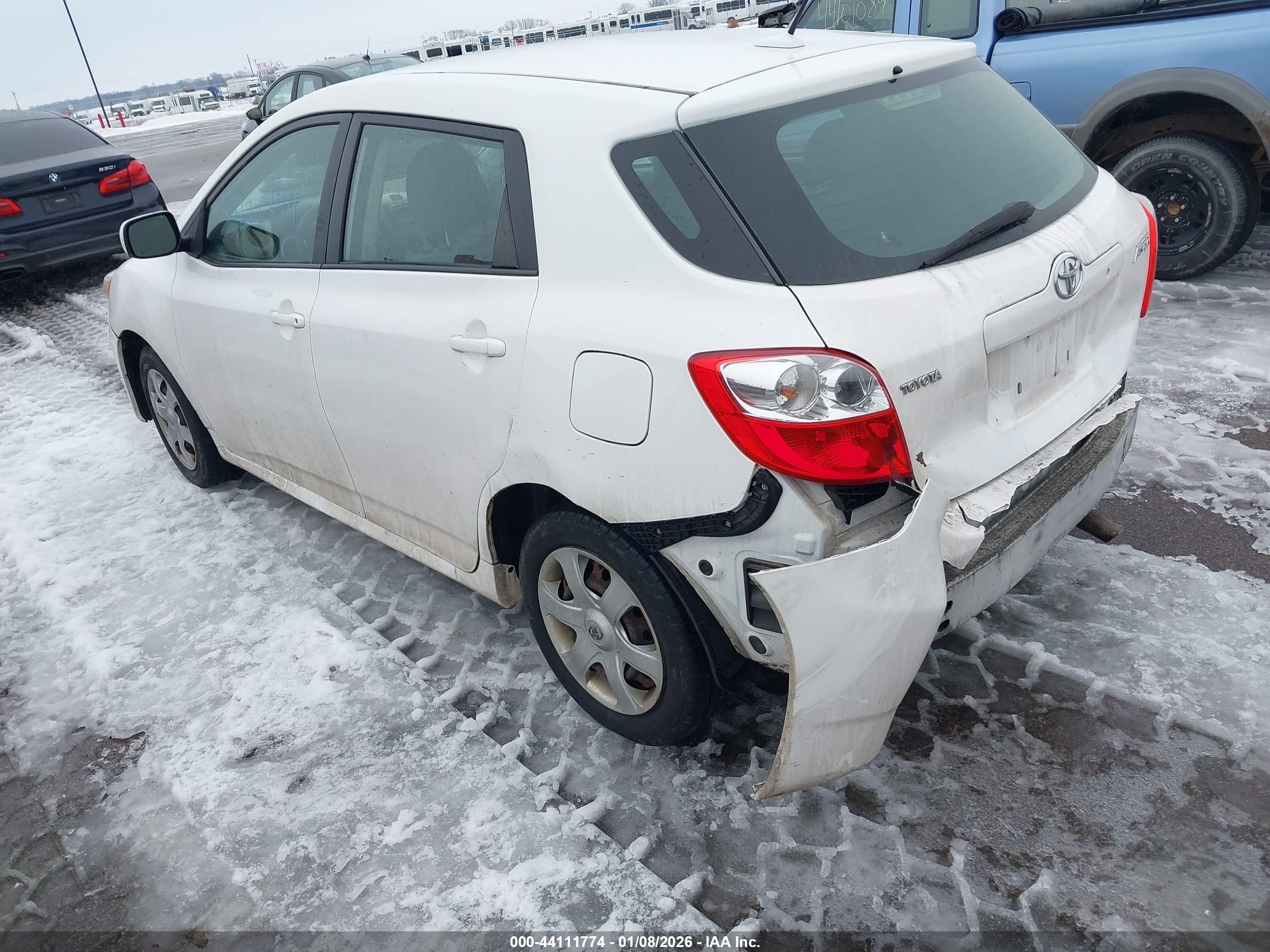 TOYOTA MATRIX image 3