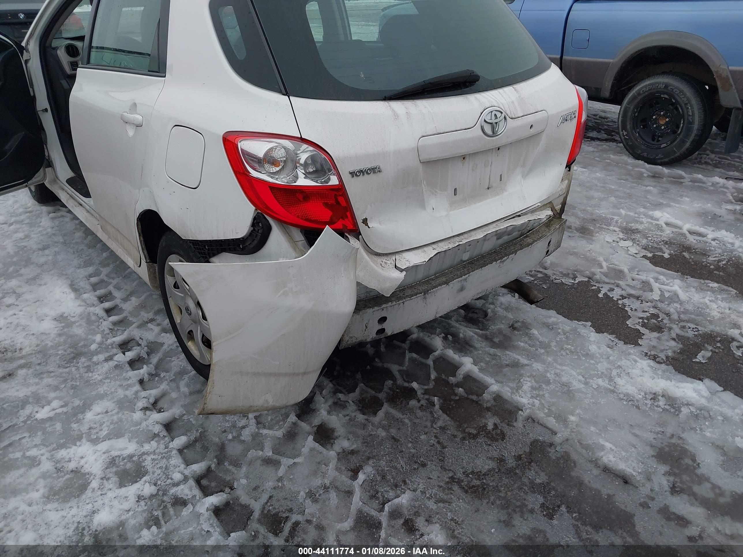 TOYOTA MATRIX image 6