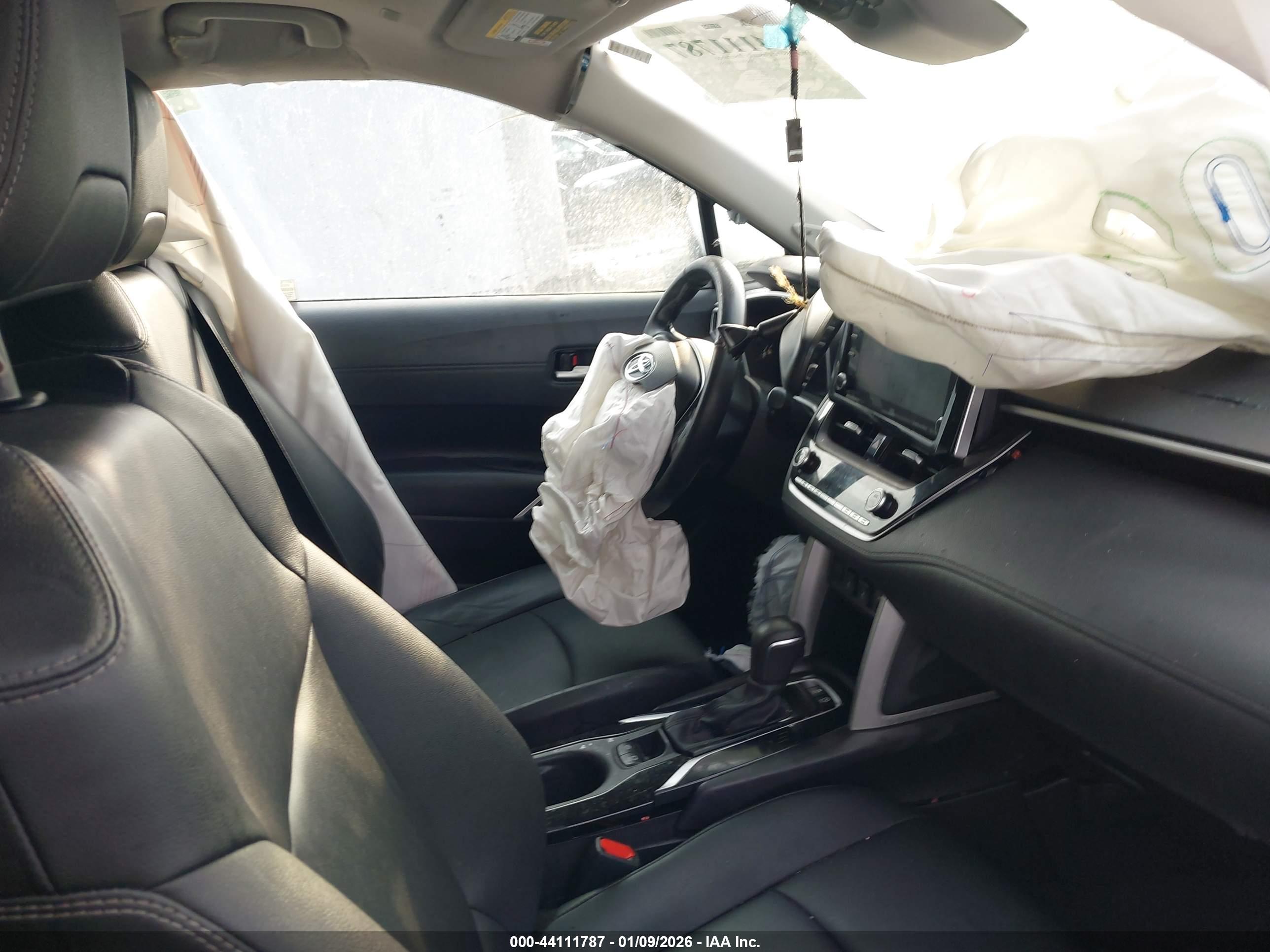 TOYOTA COROLLA image 5