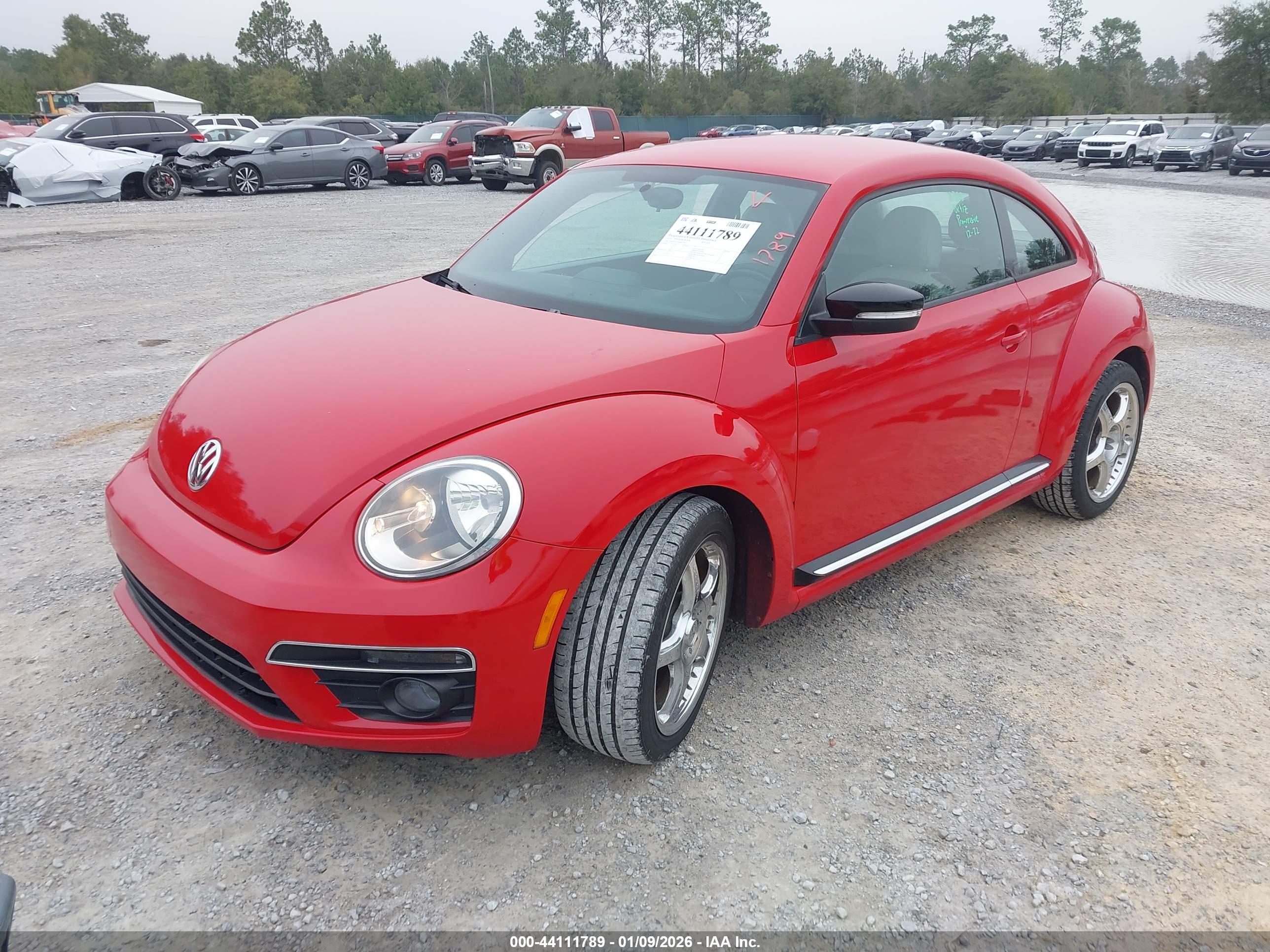 VOLKSWAGEN BEETLE image 2