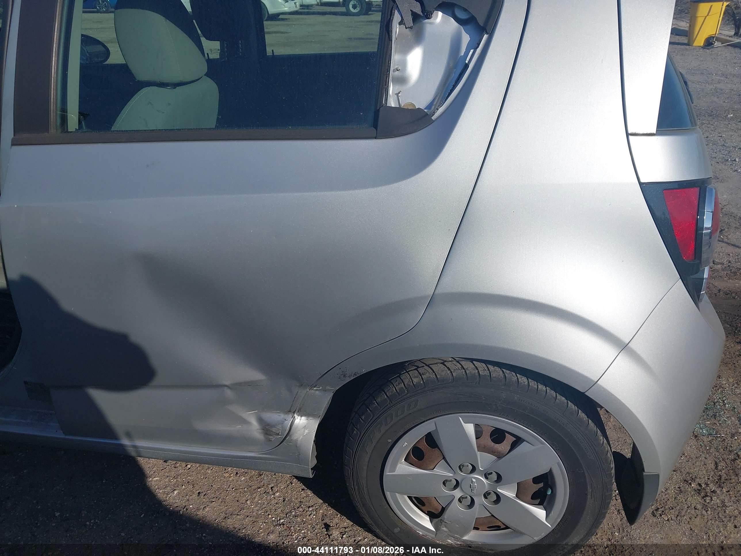 CHEVROLET SONIC image 6