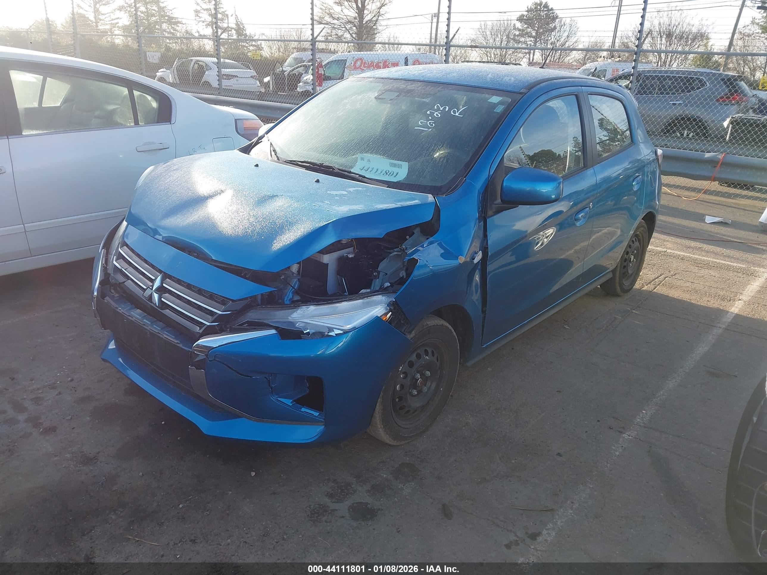 MITSUBISHI MIRAGE image 2