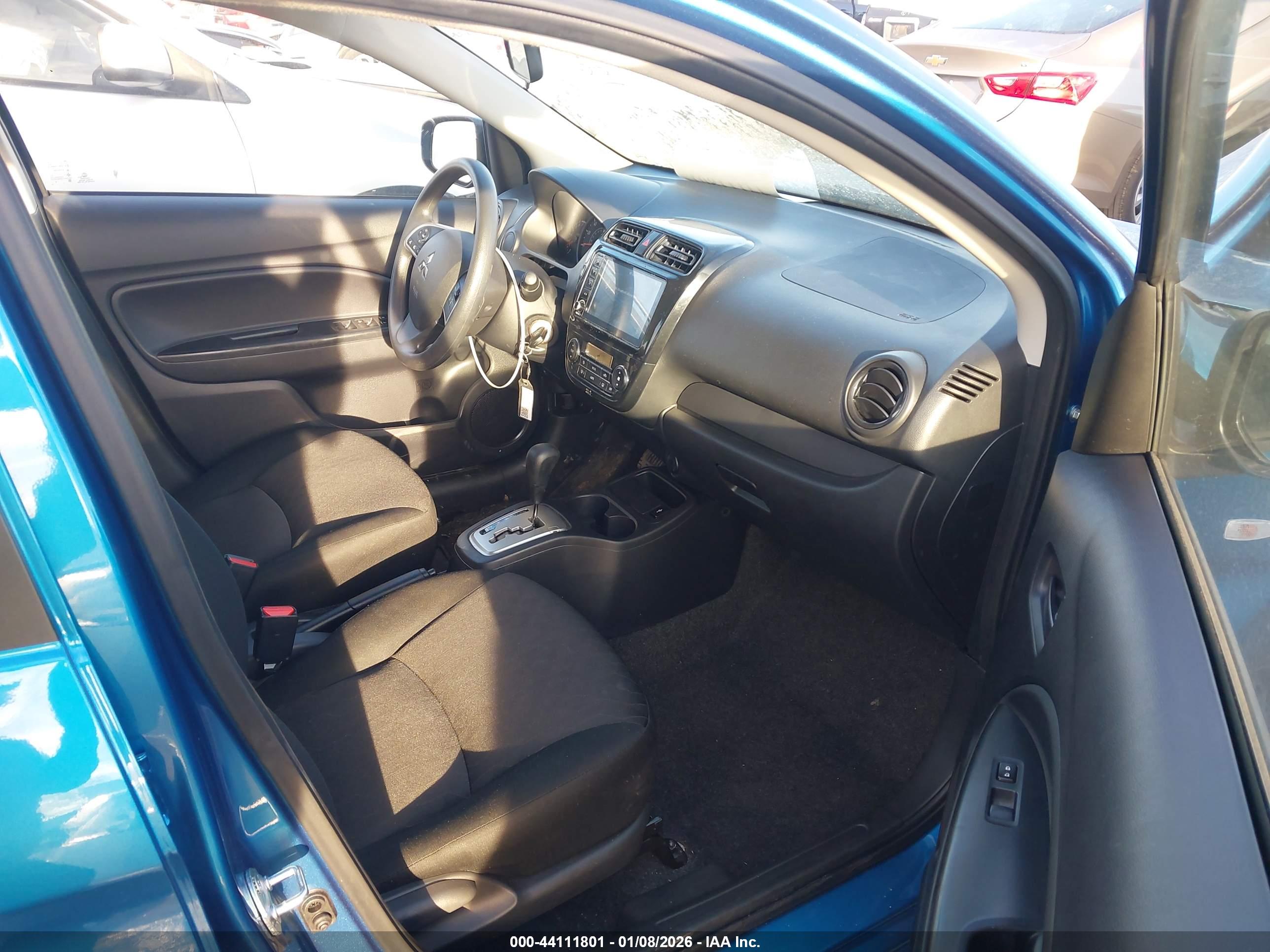 MITSUBISHI MIRAGE image 5