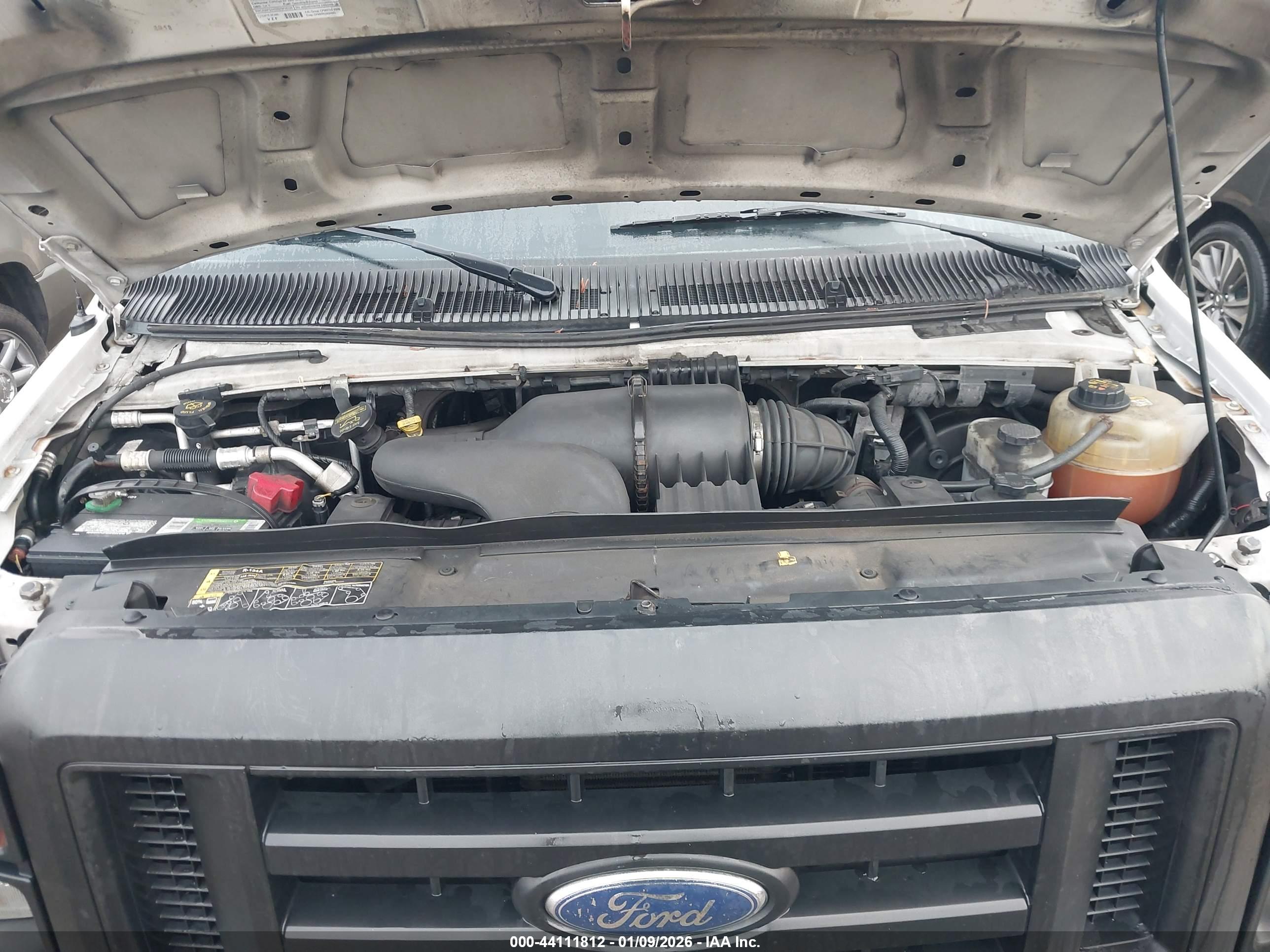FORD E-150 image 10