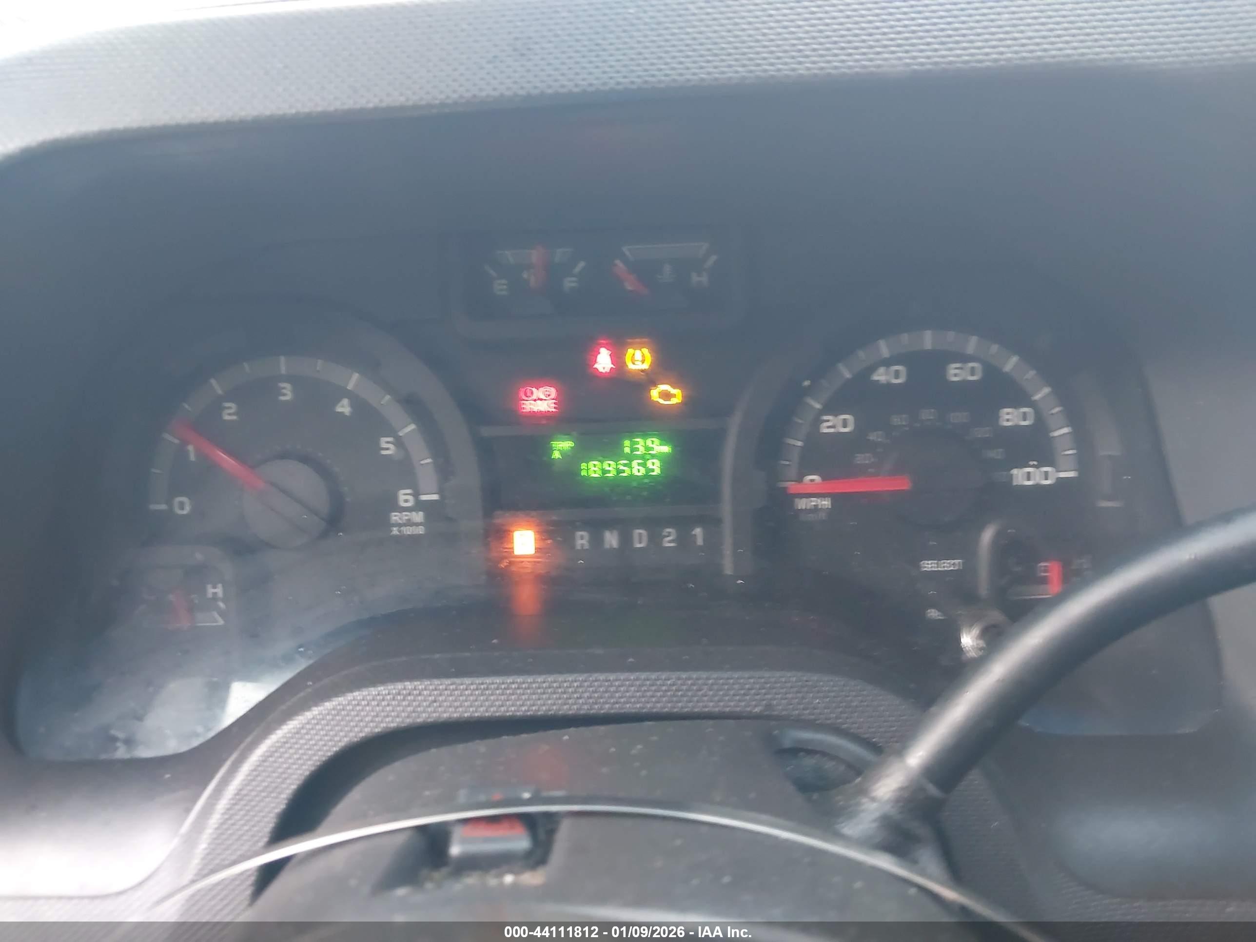 FORD E-150 image 7