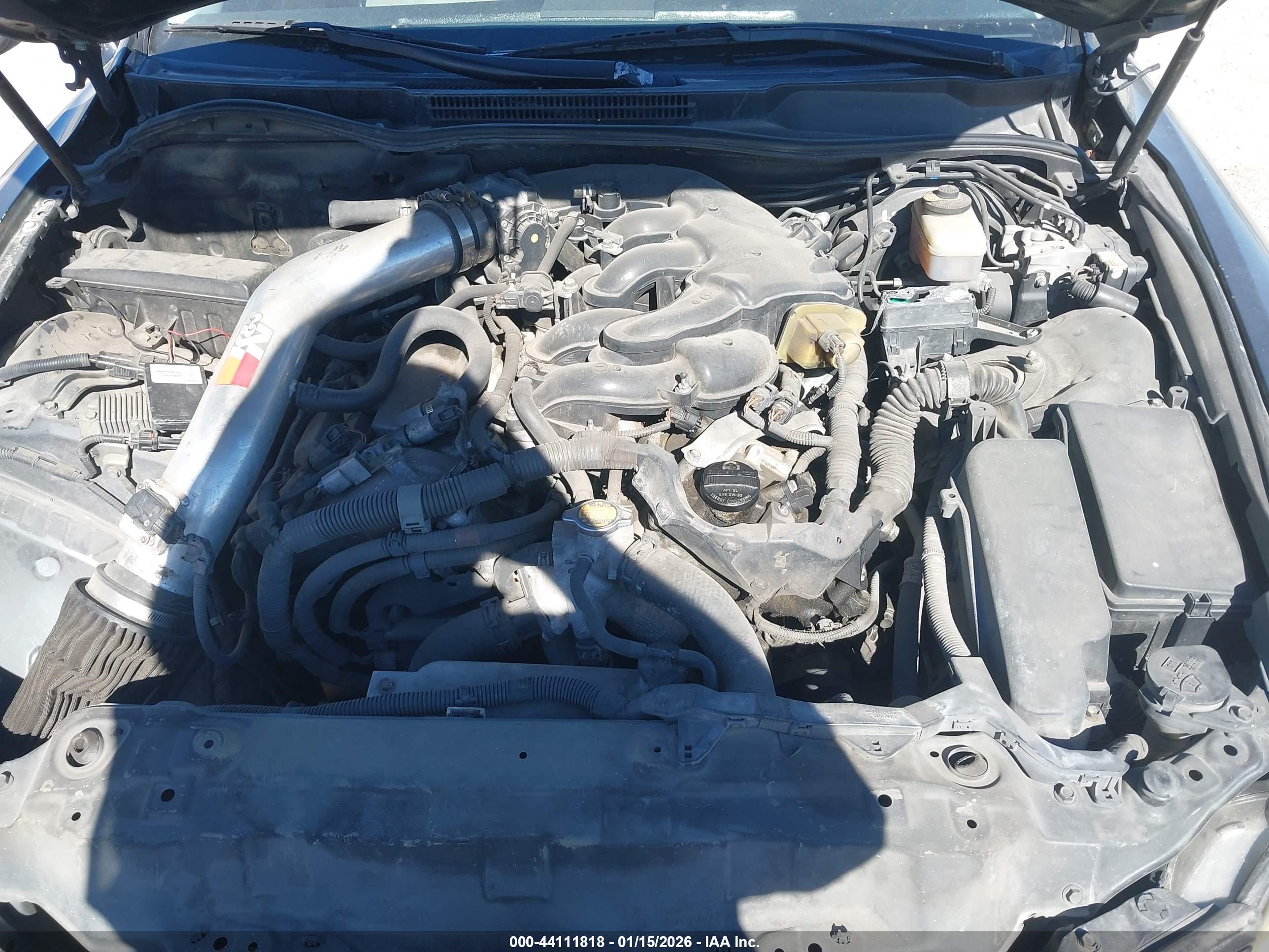 LEXUS IS image 10
