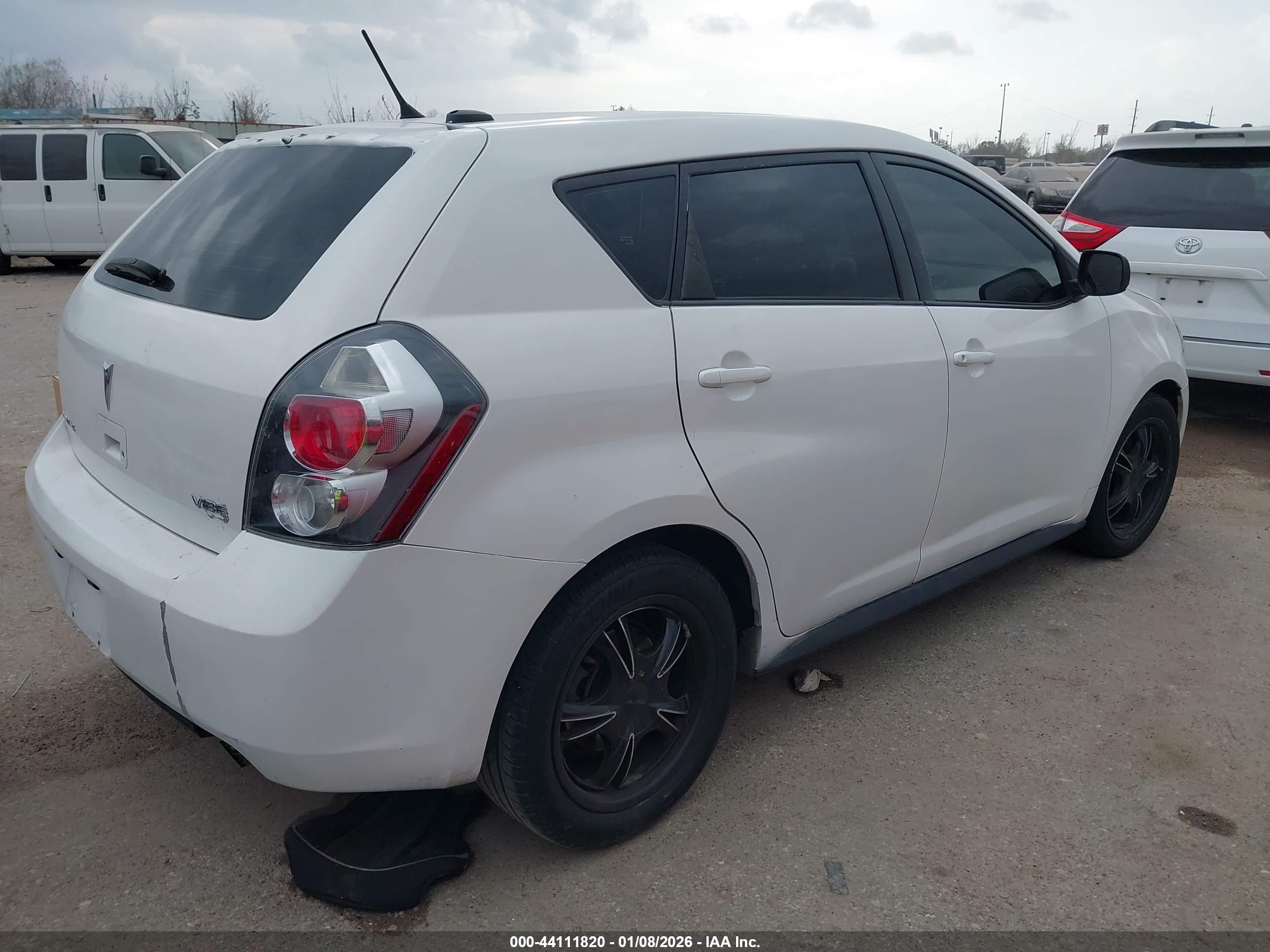 PONTIAC VIBE image 4
