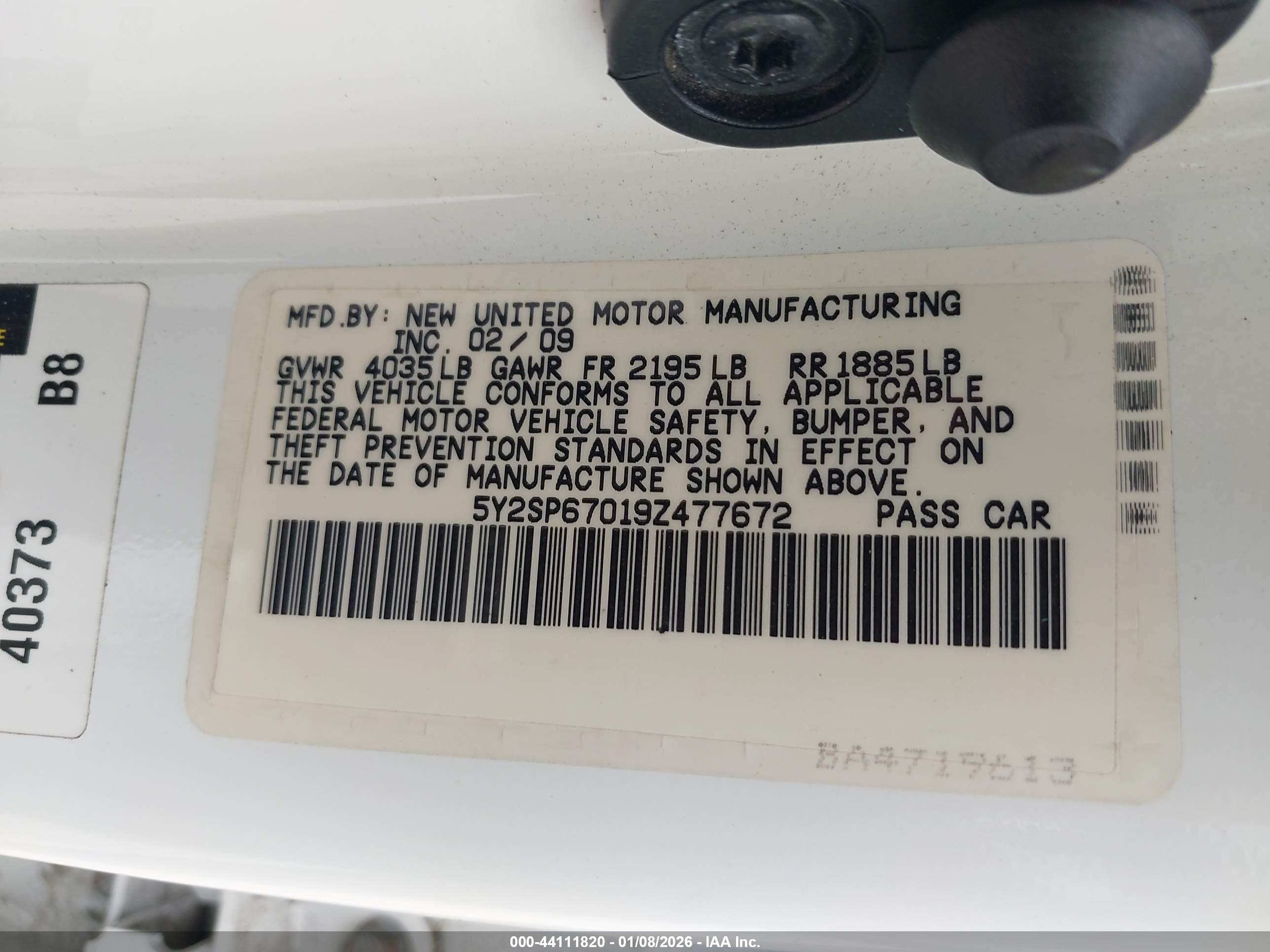 PONTIAC VIBE image 9
