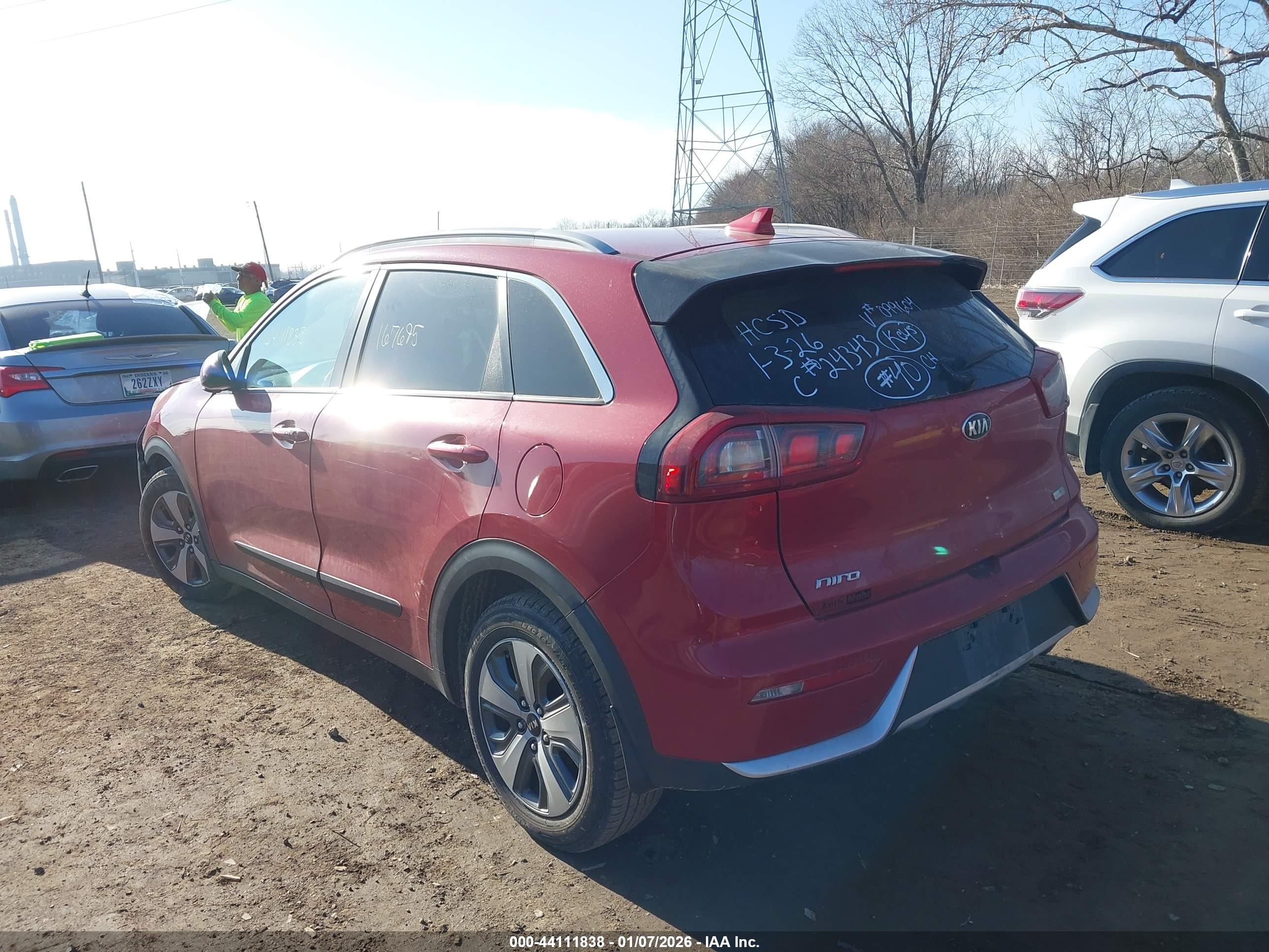 KIA NIRO image 3