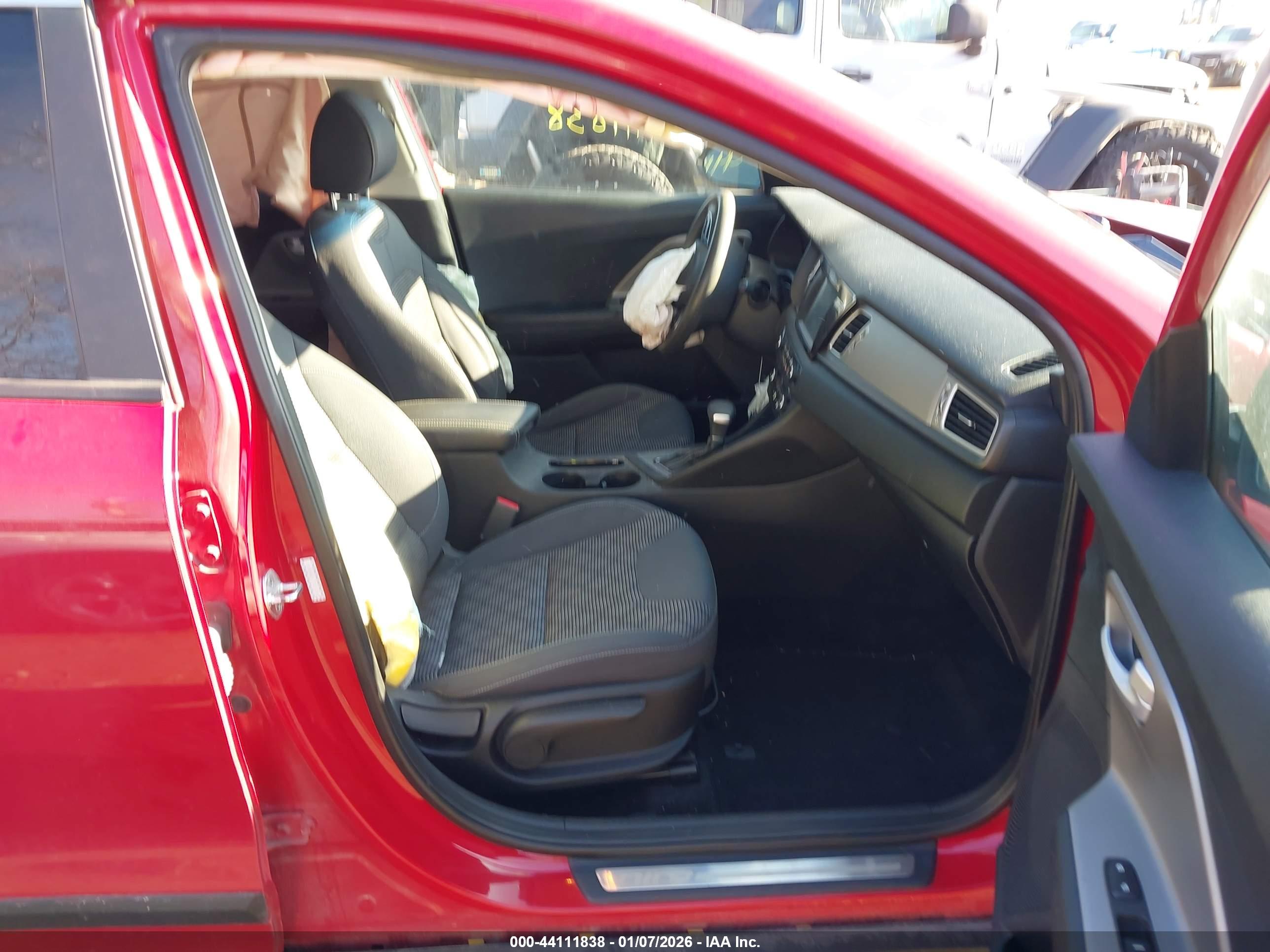 KIA NIRO image 5