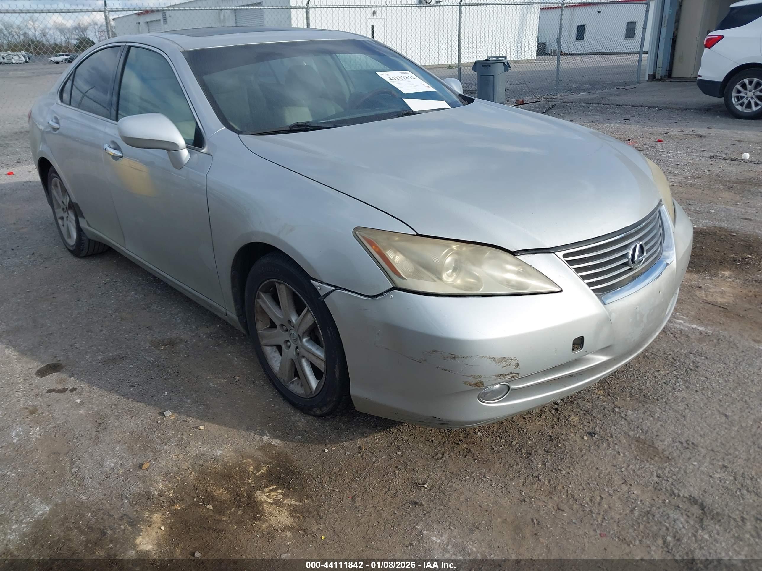 LEXUS ES image 6